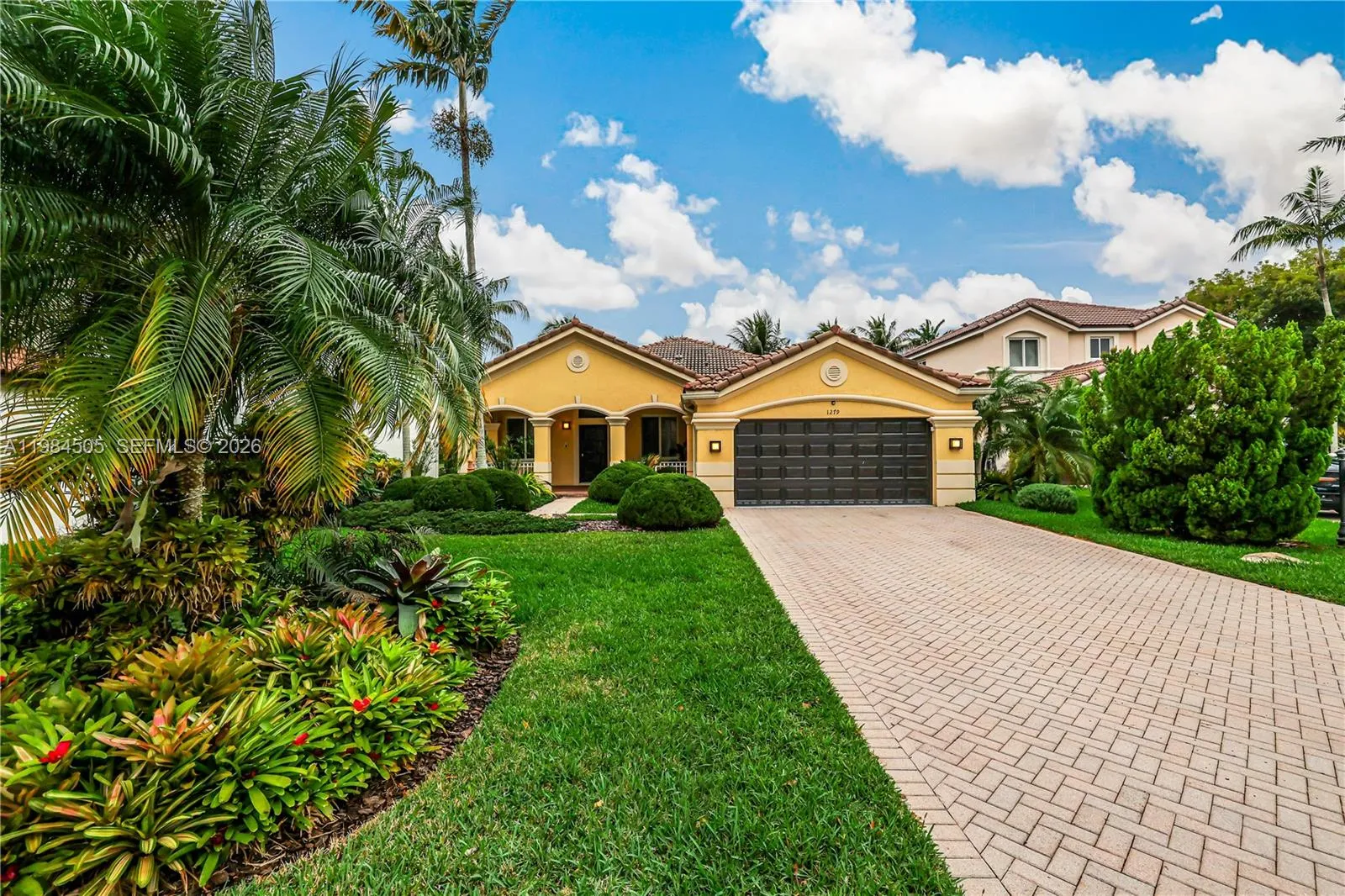 1279 Leeward Way, Weston, Florida 33327, Weston, Florida 33327, 4 Bedrooms Bedrooms, ,2 BathroomsBathrooms,Residential Lease,For Rent,1279 Leeward Way, Weston, Florida 33327,A11984505