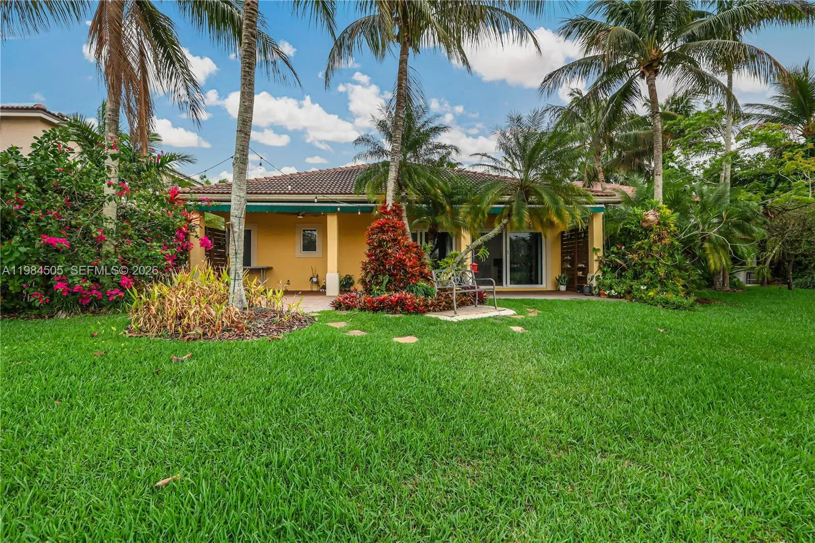 1279 Leeward Way, Weston, Florida 33327, Weston, Florida 33327, 4 Bedrooms Bedrooms, ,2 BathroomsBathrooms,Residential Lease,For Rent,1279 Leeward Way, Weston, Florida 33327,A11984505