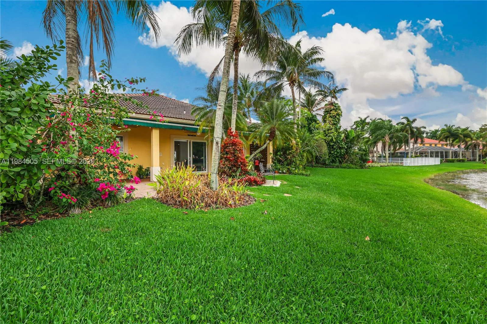 1279 Leeward Way, Weston, Florida 33327, Weston, Florida 33327, 4 Bedrooms Bedrooms, ,2 BathroomsBathrooms,Residential Lease,For Rent,1279 Leeward Way, Weston, Florida 33327,A11984505