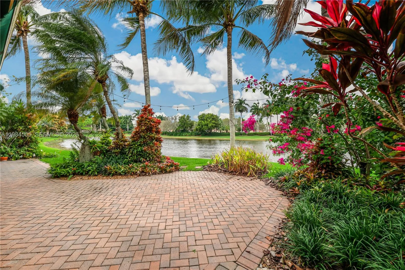 1279 Leeward Way, Weston, Florida 33327, Weston, Florida 33327, 4 Bedrooms Bedrooms, ,2 BathroomsBathrooms,Residential Lease,For Rent,1279 Leeward Way, Weston, Florida 33327,A11984505