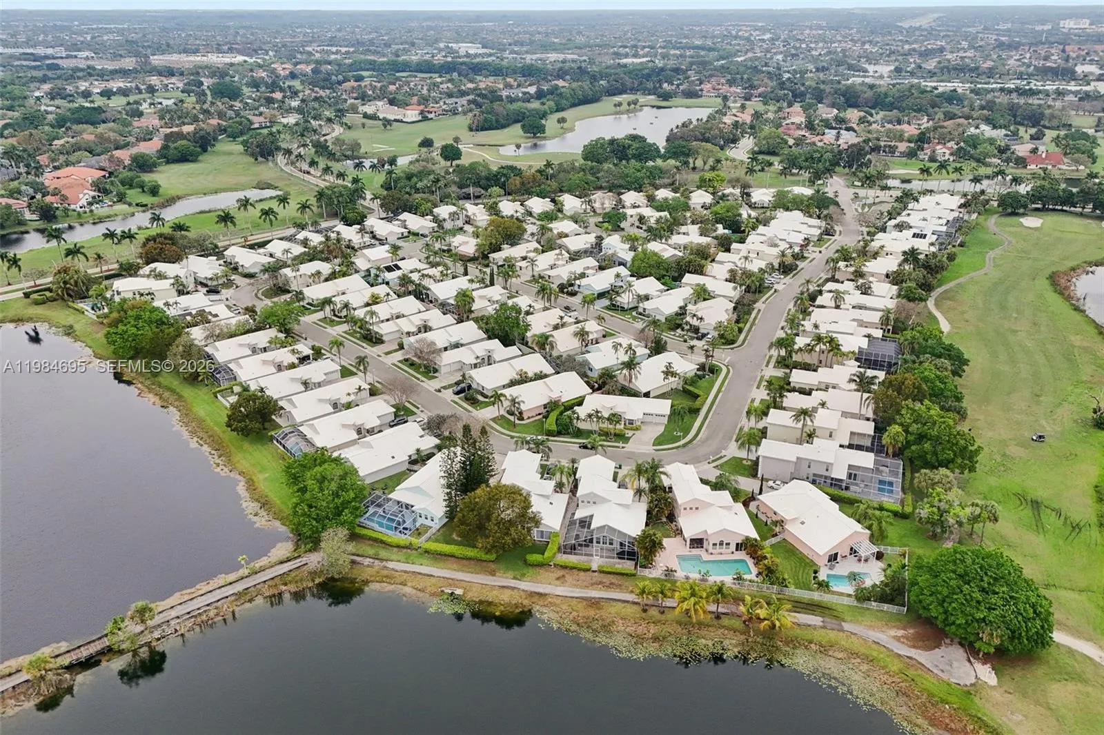 15201 S Wilshire Cir S, Pembroke Pines, Florida 33, Pembroke Pines, Florida 33027, 3 Bedrooms Bedrooms, ,2 BathroomsBathrooms,Residential,For Sale,15201 S Wilshire Cir S, Pembroke Pines, Florida 33,A11984695