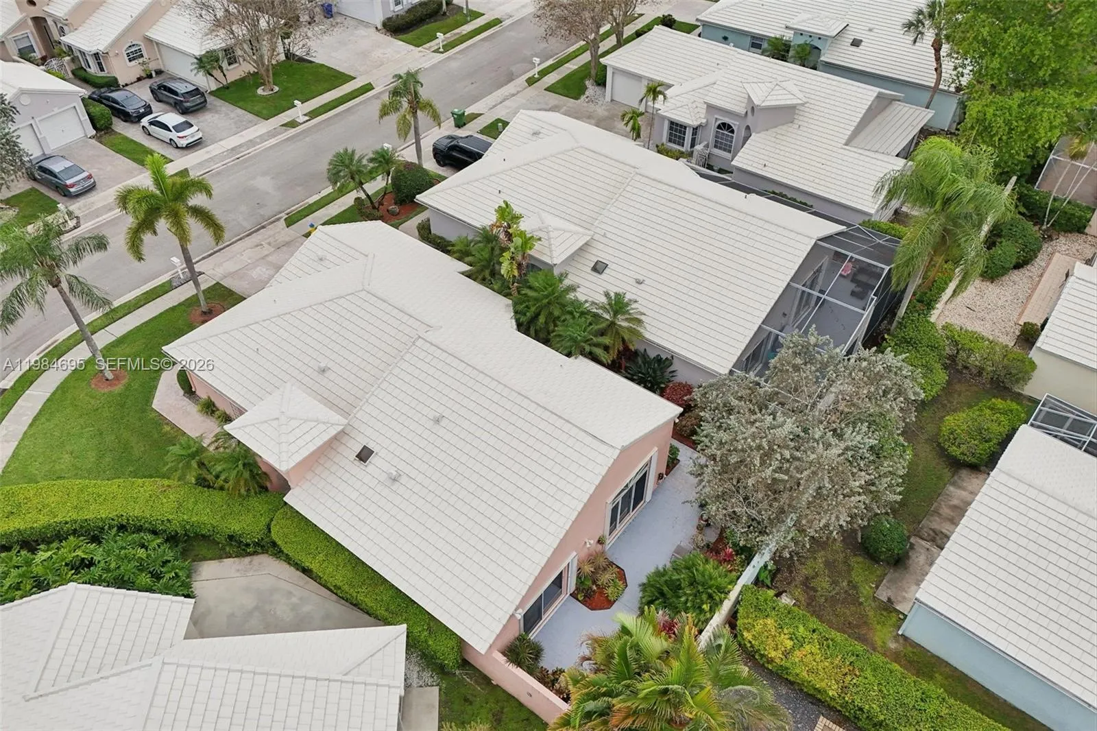 15201 S Wilshire Cir S, Pembroke Pines, Florida 33, Pembroke Pines, Florida 33027, 3 Bedrooms Bedrooms, ,2 BathroomsBathrooms,Residential,For Sale,15201 S Wilshire Cir S, Pembroke Pines, Florida 33,A11984695