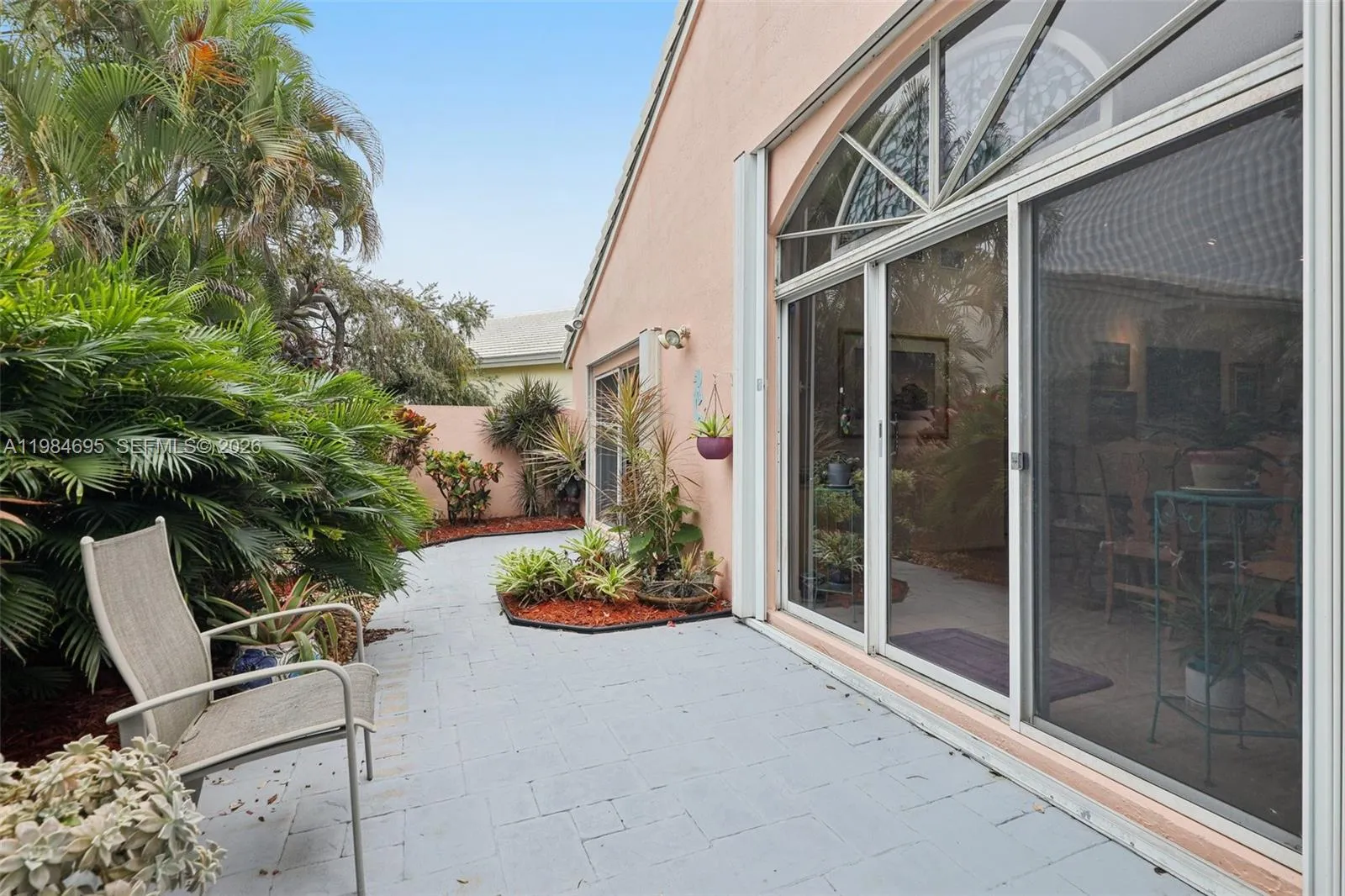 15201 S Wilshire Cir S, Pembroke Pines, Florida 33, Pembroke Pines, Florida 33027, 3 Bedrooms Bedrooms, ,2 BathroomsBathrooms,Residential,For Sale,15201 S Wilshire Cir S, Pembroke Pines, Florida 33,A11984695