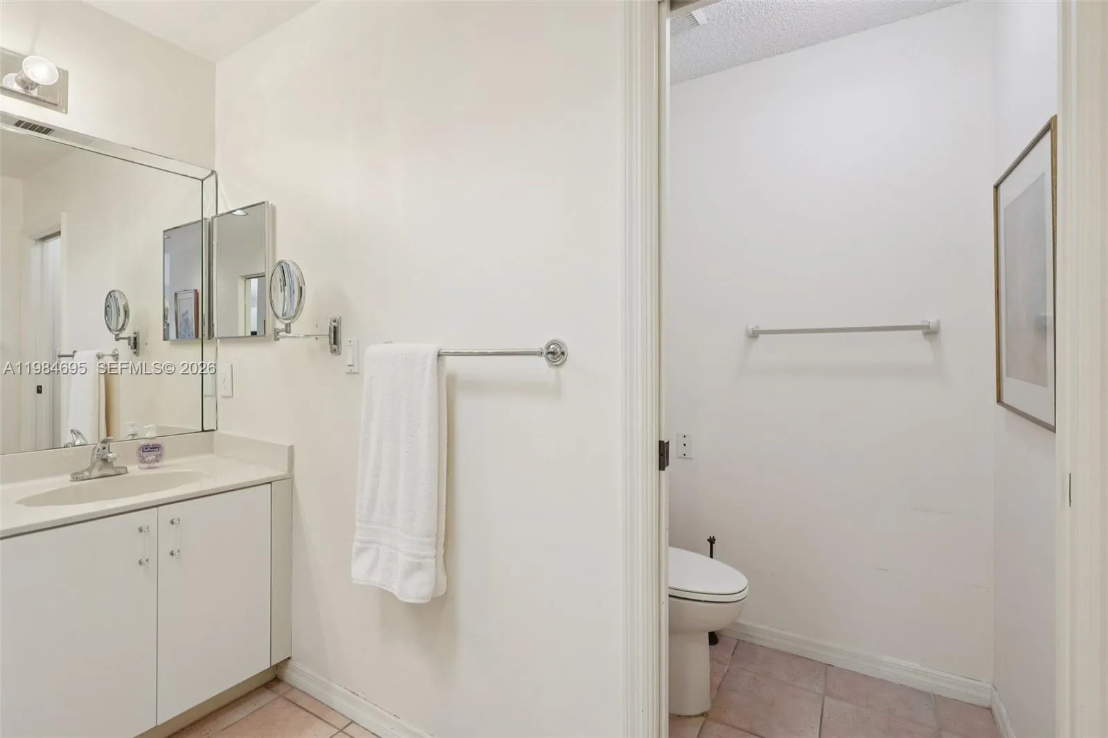 15201 S Wilshire Cir S, Pembroke Pines, Florida 33, Pembroke Pines, Florida 33027, 3 Bedrooms Bedrooms, ,2 BathroomsBathrooms,Residential,For Sale,15201 S Wilshire Cir S, Pembroke Pines, Florida 33,A11984695