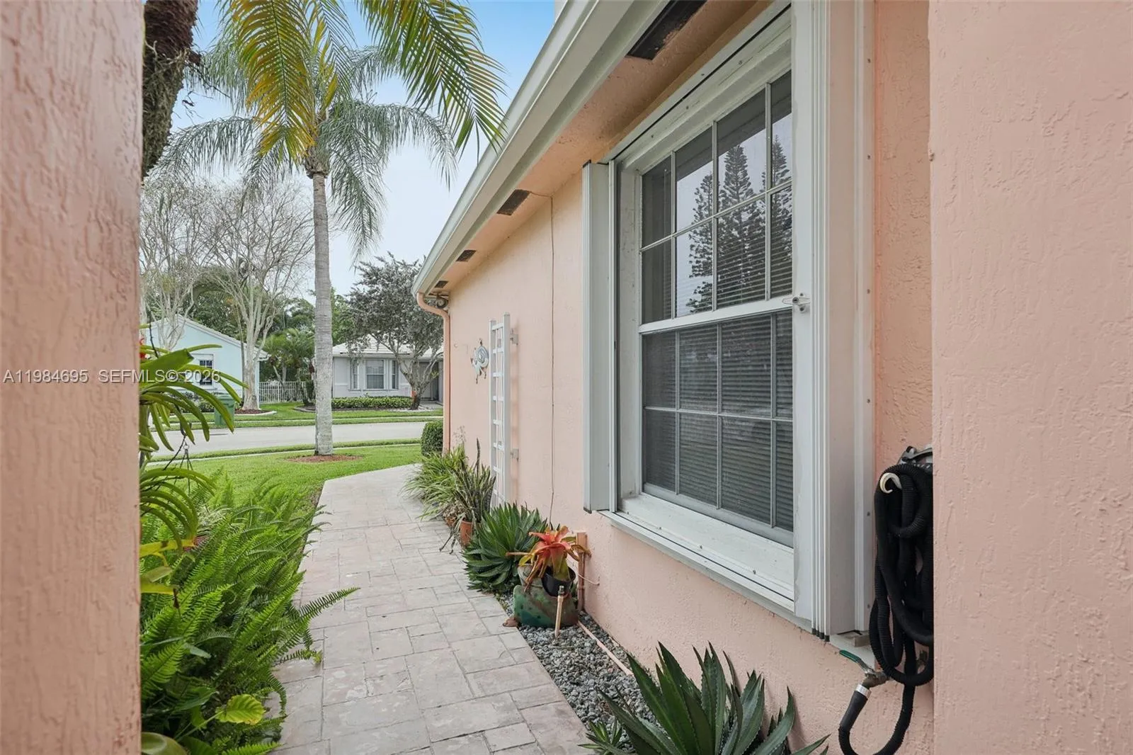 15201 S Wilshire Cir S, Pembroke Pines, Florida 33, Pembroke Pines, Florida 33027, 3 Bedrooms Bedrooms, ,2 BathroomsBathrooms,Residential,For Sale,15201 S Wilshire Cir S, Pembroke Pines, Florida 33,A11984695