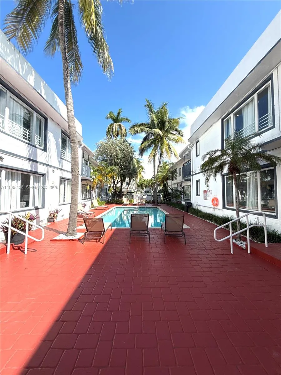 1542 Jefferson Ave 5, Miami Beach, Florida 33139, Miami Beach, Florida 33139, 2 Bedrooms Bedrooms, ,1 BathroomBathrooms,Residential Lease,For Rent,1542 Jefferson Ave 5, Miami Beach, Florida 33139,A11985138
