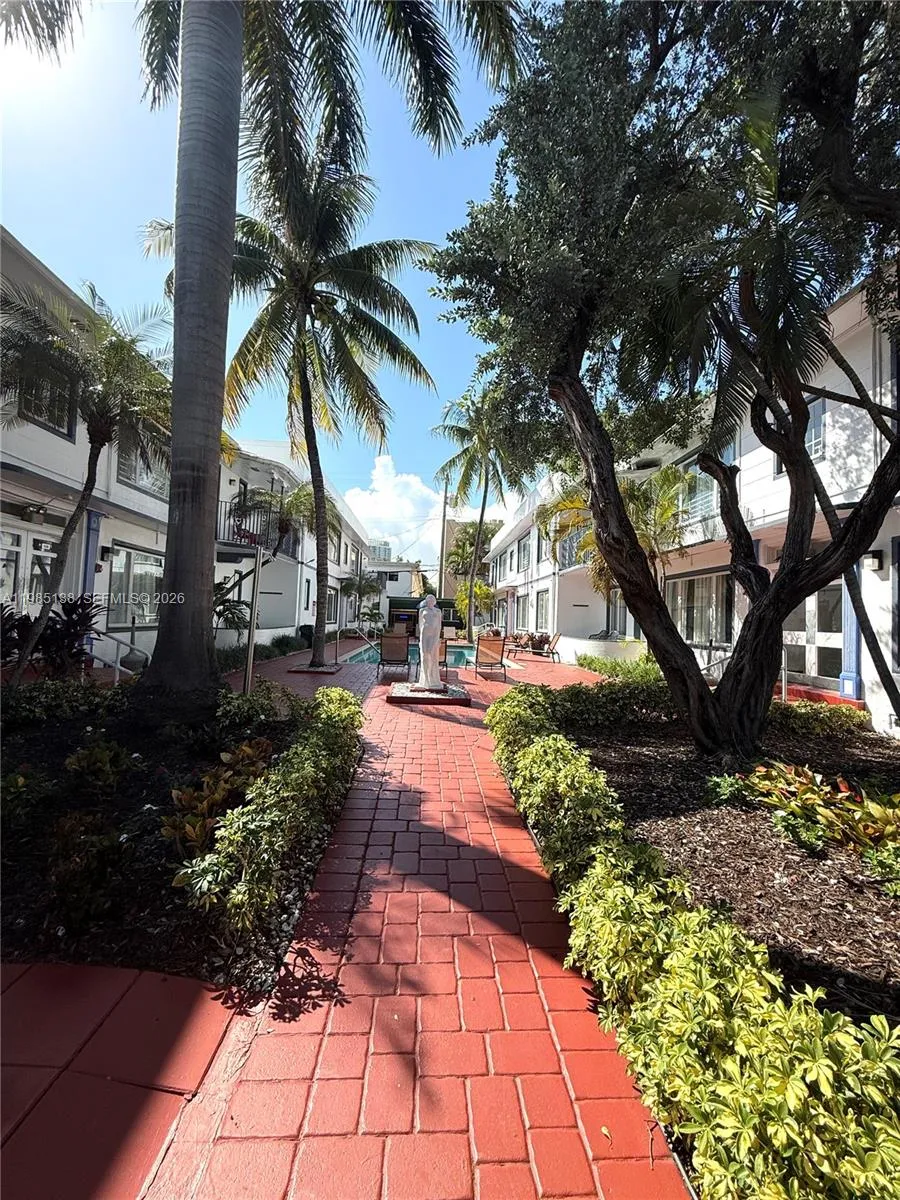 1542 Jefferson Ave 5, Miami Beach, Florida 33139, Miami Beach, Florida 33139, 2 Bedrooms Bedrooms, ,1 BathroomBathrooms,Residential Lease,For Rent,1542 Jefferson Ave 5, Miami Beach, Florida 33139,A11985138