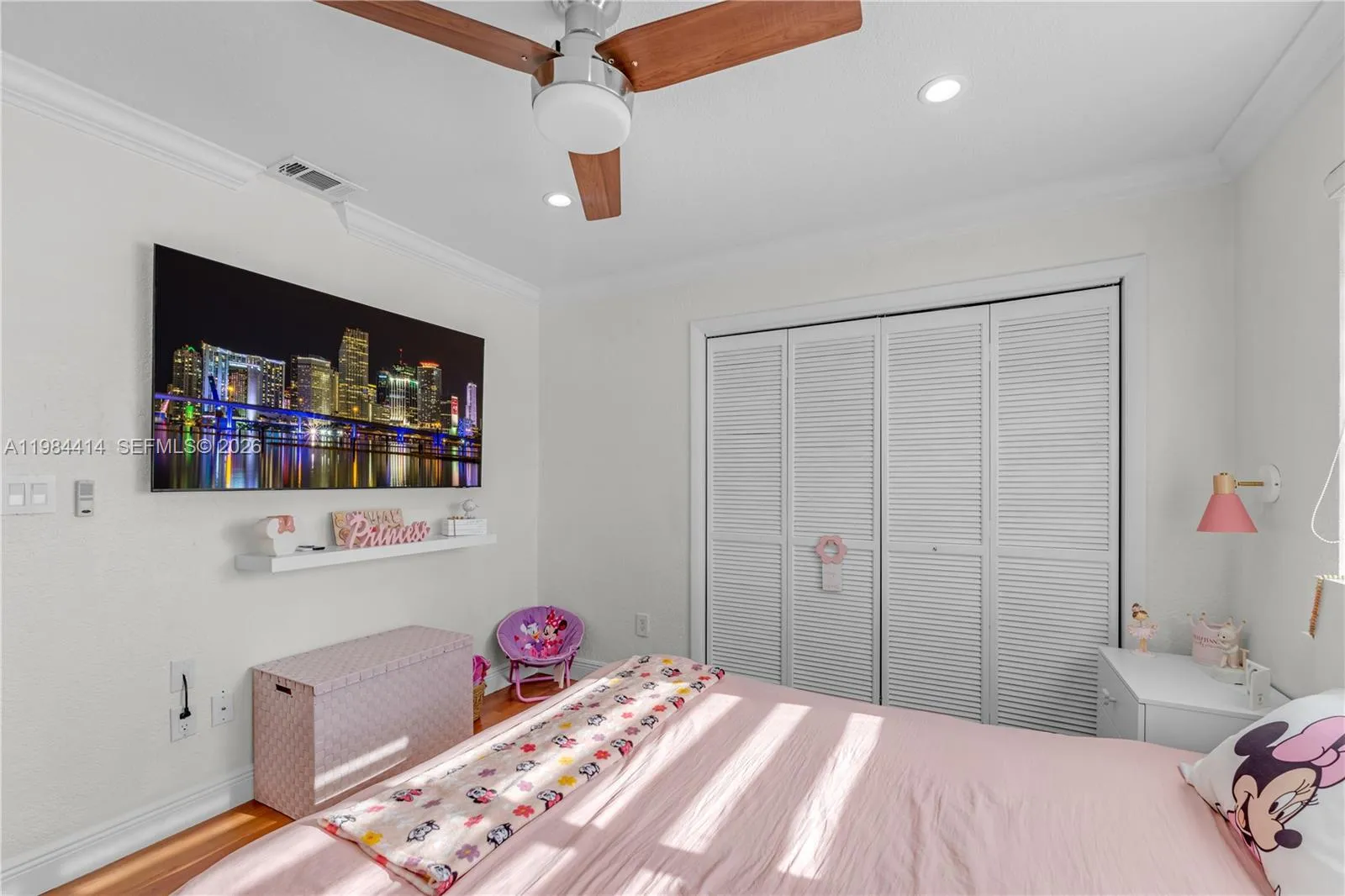 Second bedroom