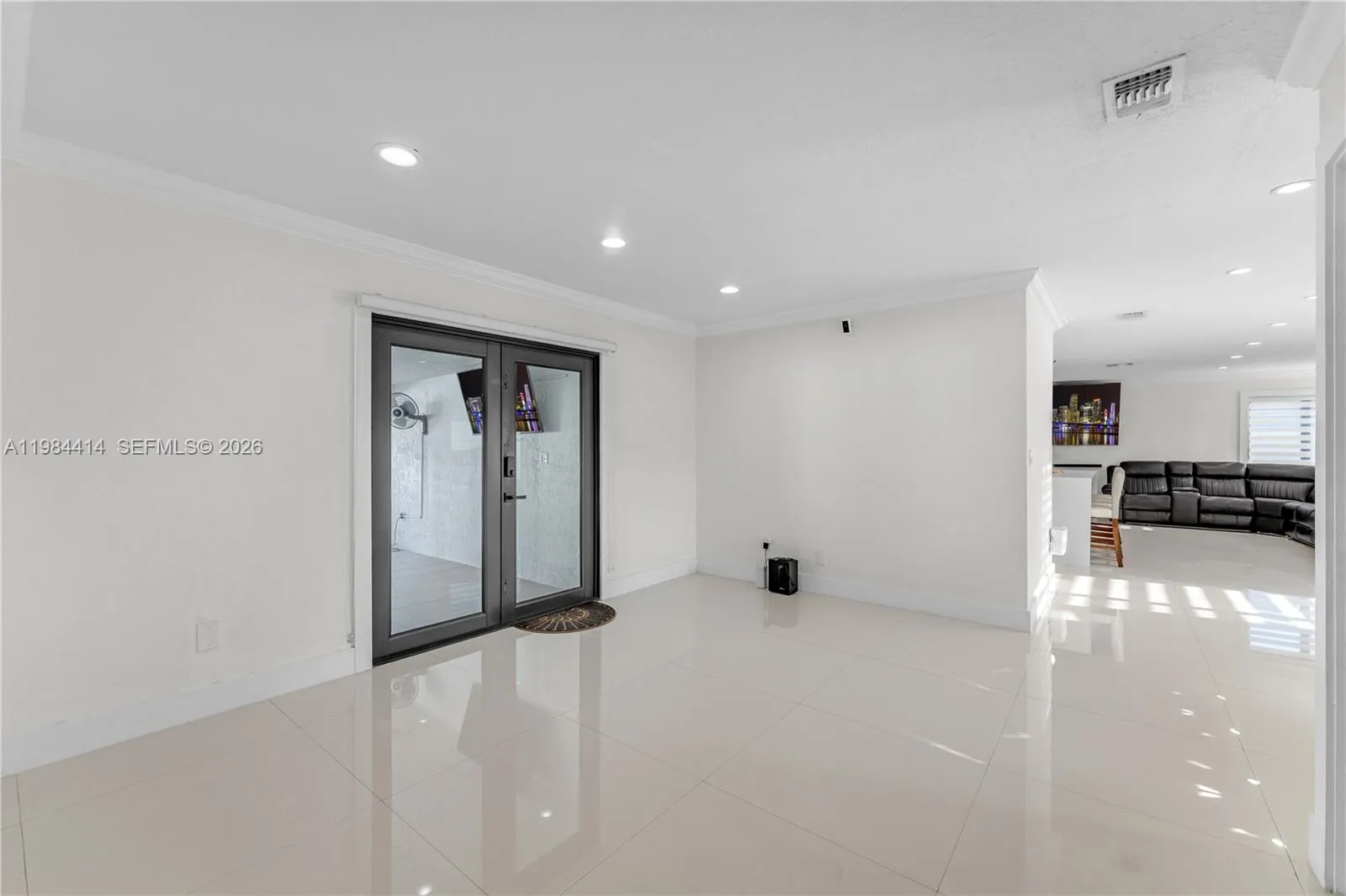 2401 Sw 132nd Ave, Miami, Florida 33175, Miami, Florida 33175, 3 Bedrooms Bedrooms, 1 Room Rooms,2 BathroomsBathrooms,Residential,For Sale,2401 Sw 132nd Ave, Miami, Florida 33175,A11984414