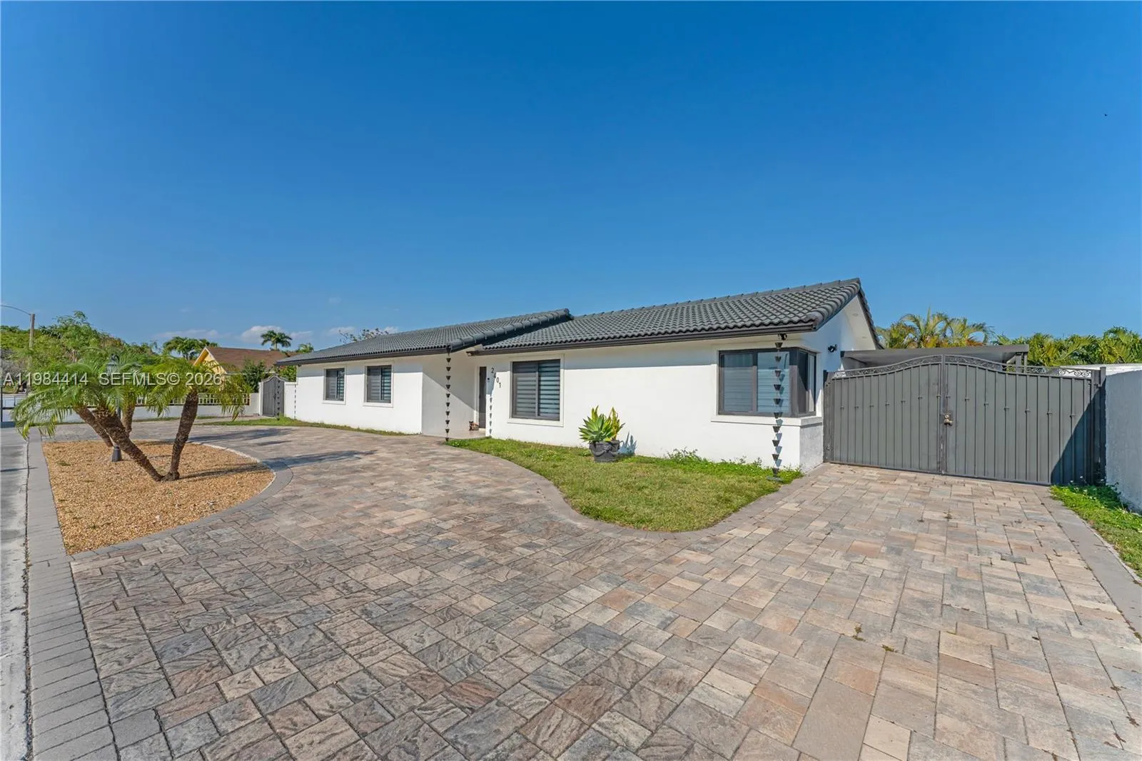 2401 Sw 132nd Ave, Miami, Florida 33175, Miami, Florida 33175, 3 Bedrooms Bedrooms, 1 Room Rooms,2 BathroomsBathrooms,Residential,For Sale,2401 Sw 132nd Ave, Miami, Florida 33175,A11984414