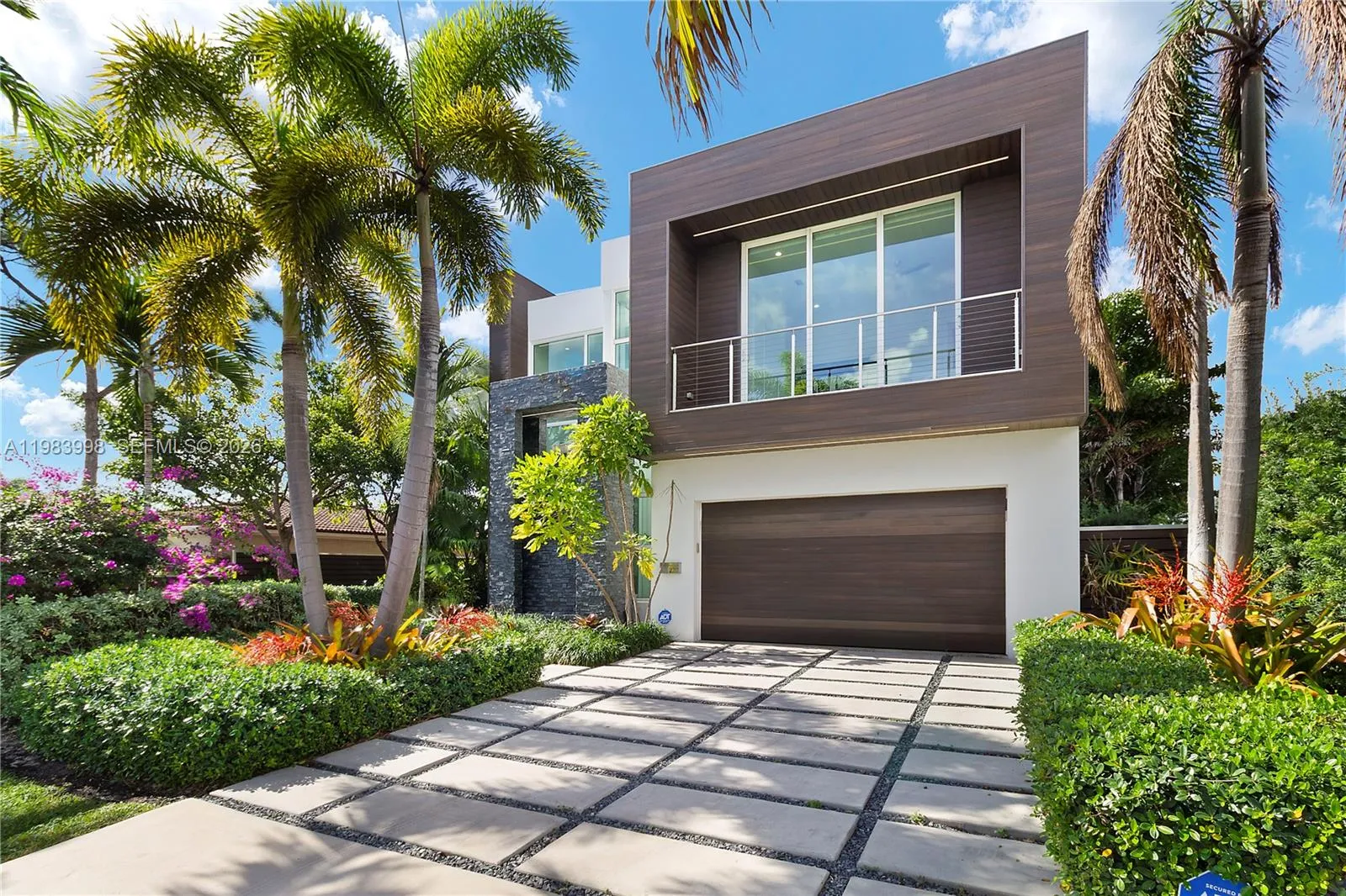 2217 Ne 17th Ter, Wilton Manors, Florida 33305, Wilton Manors, Florida 33305, 4 Bedrooms Bedrooms, ,3 BathroomsBathrooms,Residential,For Sale,2217 Ne 17th Ter, Wilton Manors, Florida 33305,A11983998