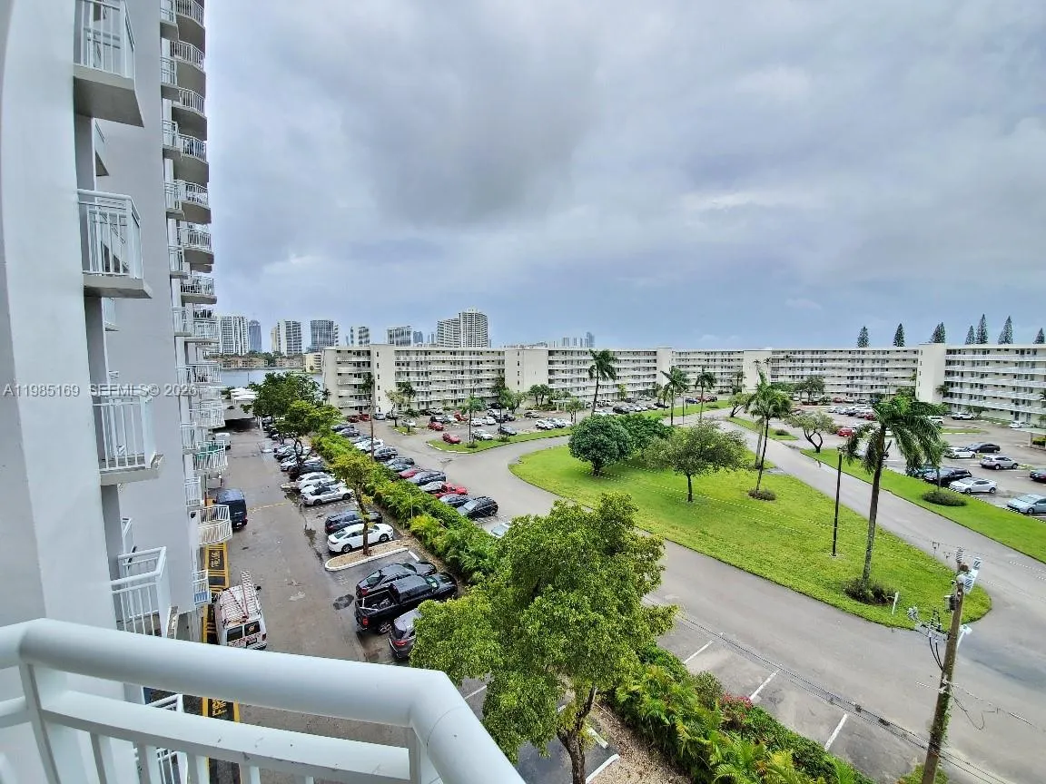 18011 Biscayne Blvd 503, Aventura, Florida 33160, Aventura, Florida 33160, 1 Bedroom Bedrooms, ,1 BathroomBathrooms,Residential Lease,For Rent,18011 Biscayne Blvd 503, Aventura, Florida 33160,A11985169