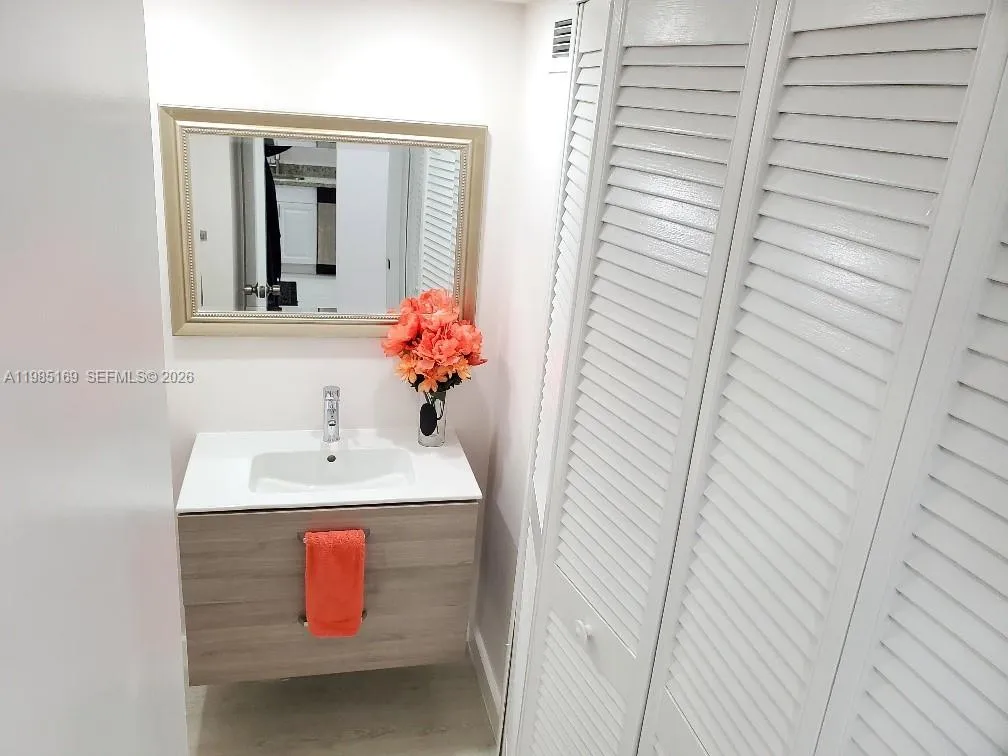 18011 Biscayne Blvd 503, Aventura, Florida 33160, Aventura, Florida 33160, 1 Bedroom Bedrooms, ,1 BathroomBathrooms,Residential Lease,For Rent,18011 Biscayne Blvd 503, Aventura, Florida 33160,A11985169