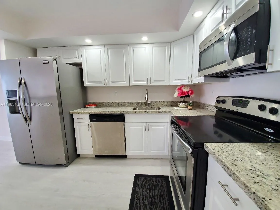 18011 Biscayne Blvd 503, Aventura, Florida 33160, Aventura, Florida 33160, 1 Bedroom Bedrooms, ,1 BathroomBathrooms,Residential Lease,For Rent,18011 Biscayne Blvd 503, Aventura, Florida 33160,A11985169