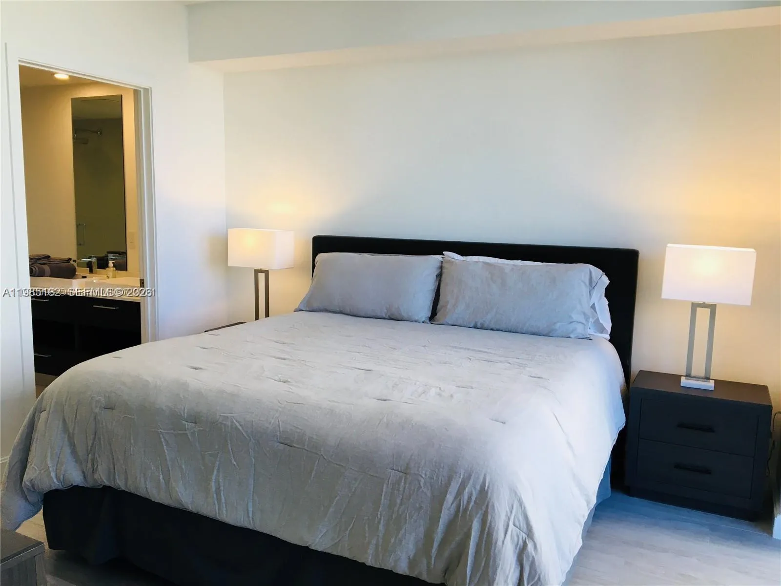 55 Sw 9th St 2901, Miami, Florida 33130, Miami, Florida 33130, 2 Bedrooms Bedrooms, ,2 BathroomsBathrooms,Residential Lease,For Rent,55 Sw 9th St 2901, Miami, Florida 33130,A11985182