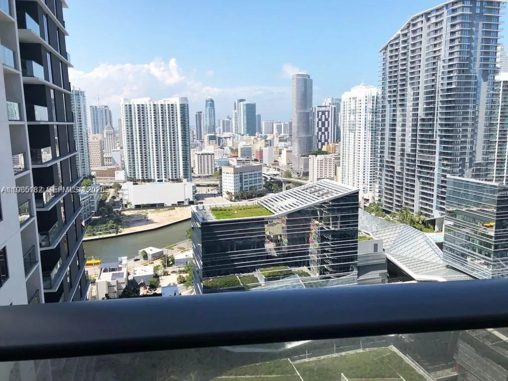 55 Sw 9th St 2901, Miami, Florida 33130, Miami, Florida 33130, 2 Bedrooms Bedrooms, ,2 BathroomsBathrooms,Residential Lease,For Rent,55 Sw 9th St 2901, Miami, Florida 33130,A11985182