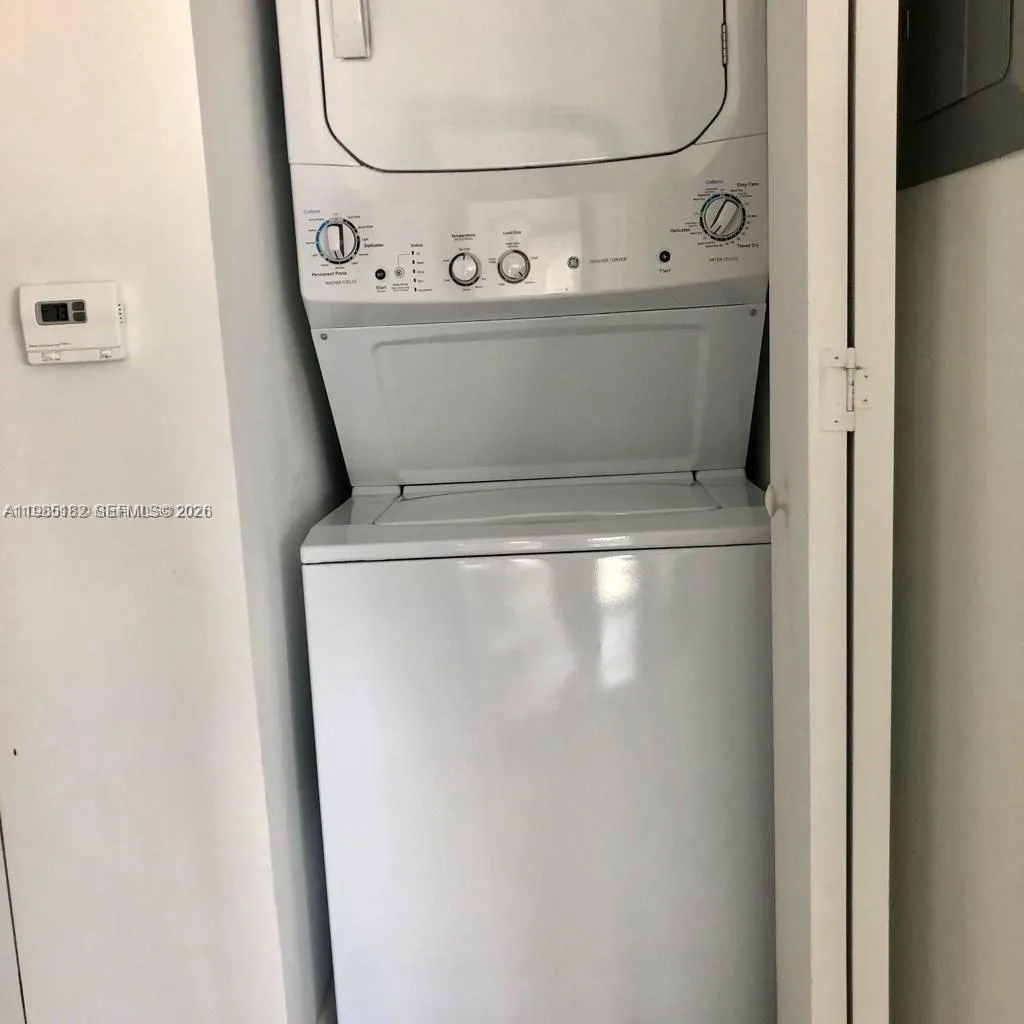 55 Sw 9th St 2901, Miami, Florida 33130, Miami, Florida 33130, 2 Bedrooms Bedrooms, ,2 BathroomsBathrooms,Residential Lease,For Rent,55 Sw 9th St 2901, Miami, Florida 33130,A11985182