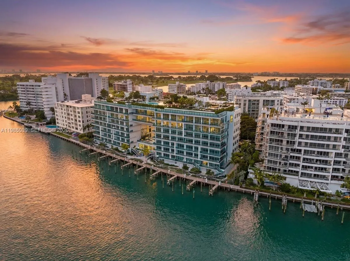 9201 E Bay Harbor Dr 604, Bay Harbor Islands, Flor, Bay Harbor Islands, Florida 33154, 2 Bedrooms Bedrooms, ,2 BathroomsBathrooms,Residential Lease,For Rent,9201 E Bay Harbor Dr 604, Bay Harbor Islands, Flor,A11985039