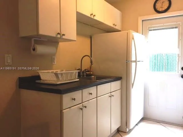 7315 Byron Ave 6, Miami Beach, Florida 33141, Miami Beach, Florida 33141, ,1 BathroomBathrooms,Residential Lease,For Rent,7315 Byron Ave 6, Miami Beach, Florida 33141,A11985191