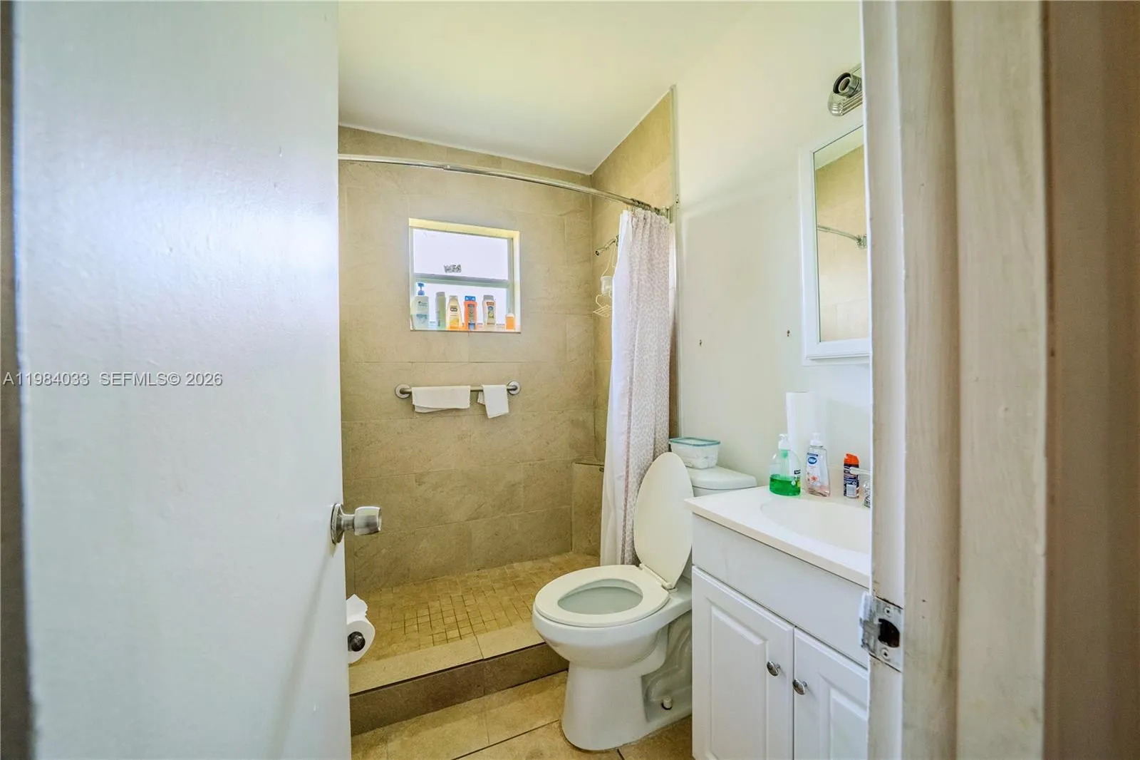 5721 Sw 37th St, West Park, Florida 33023, West Park, Florida 33023, 4 Bedrooms Bedrooms, 3 Rooms Rooms,2 BathroomsBathrooms,Residential,For Sale,5721 Sw 37th St, West Park, Florida 33023,A11984033