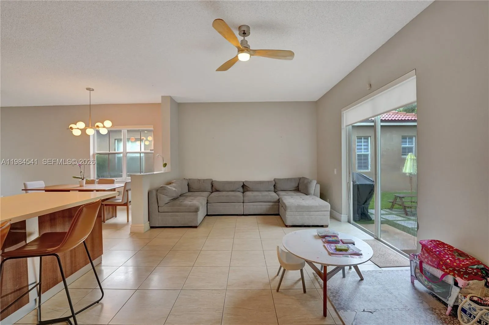 930 W Bluewood Ter, Weston, Florida 33327, Weston, Florida 33327, 3 Bedrooms Bedrooms, ,2 BathroomsBathrooms,Residential Lease,For Rent,930 W Bluewood Ter, Weston, Florida 33327,A11984541
