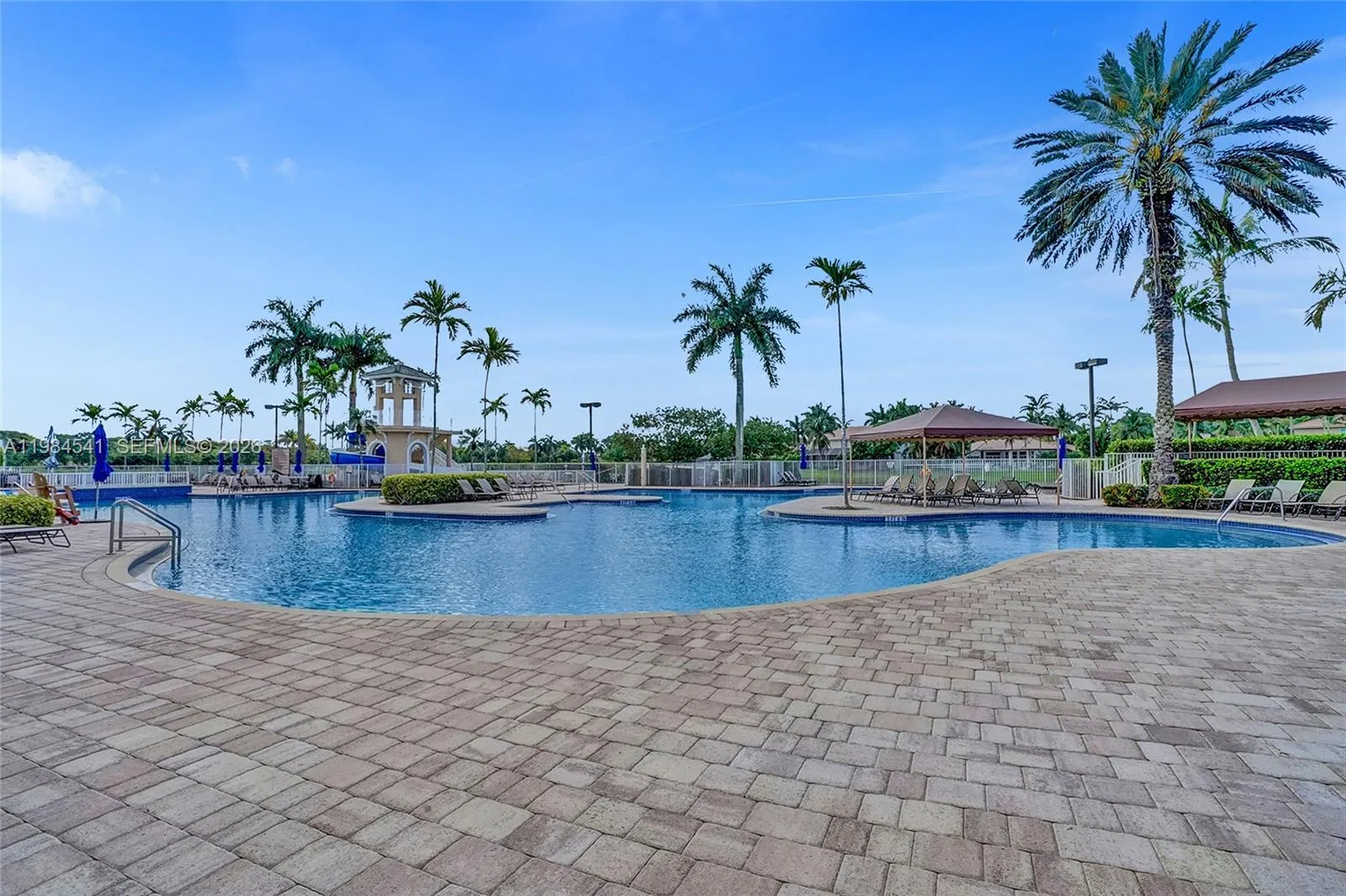 930 W Bluewood Ter, Weston, Florida 33327, Weston, Florida 33327, 3 Bedrooms Bedrooms, ,2 BathroomsBathrooms,Residential Lease,For Rent,930 W Bluewood Ter, Weston, Florida 33327,A11984541