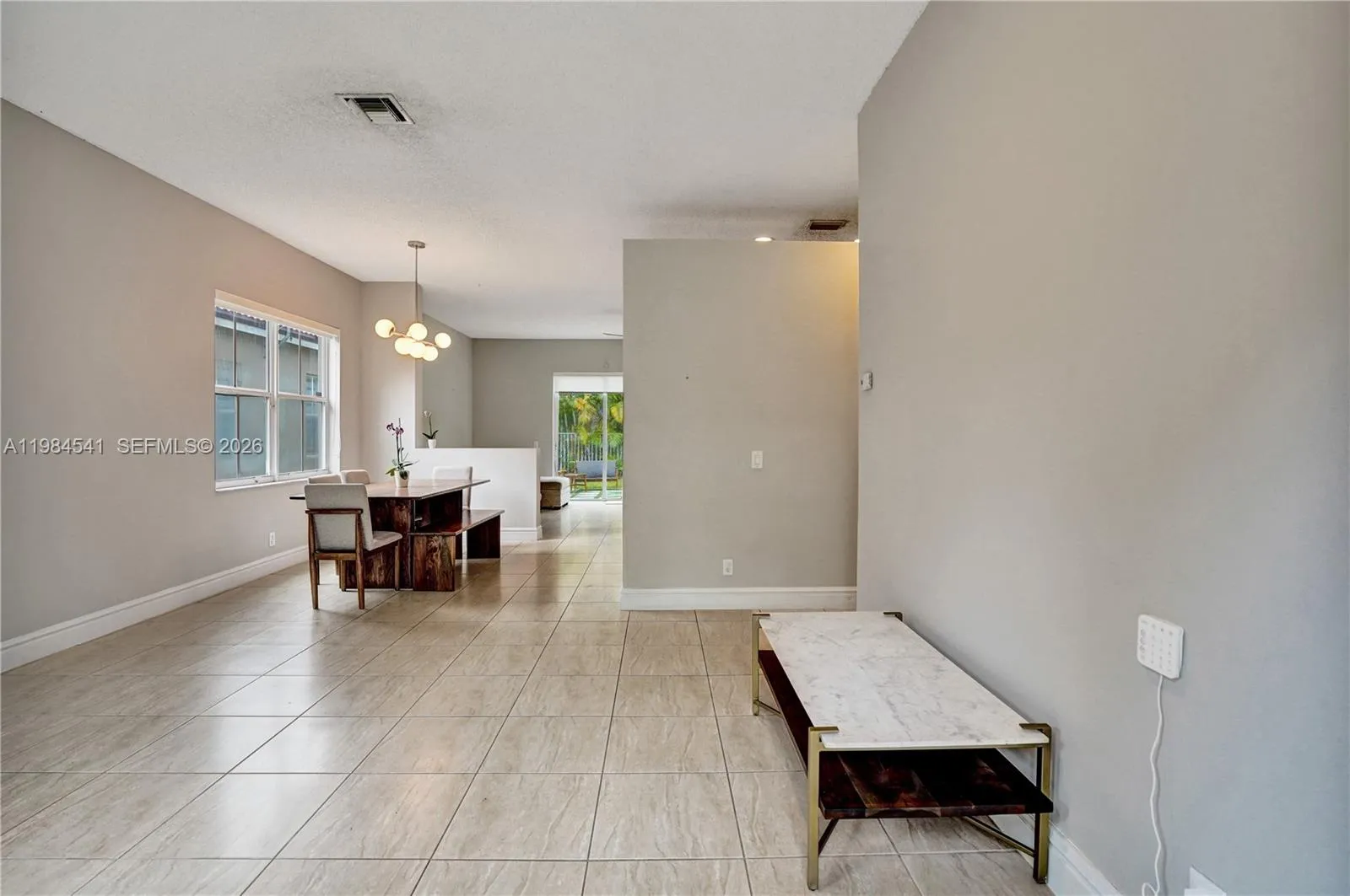 930 W Bluewood Ter, Weston, Florida 33327, Weston, Florida 33327, 3 Bedrooms Bedrooms, ,2 BathroomsBathrooms,Residential Lease,For Rent,930 W Bluewood Ter, Weston, Florida 33327,A11984541