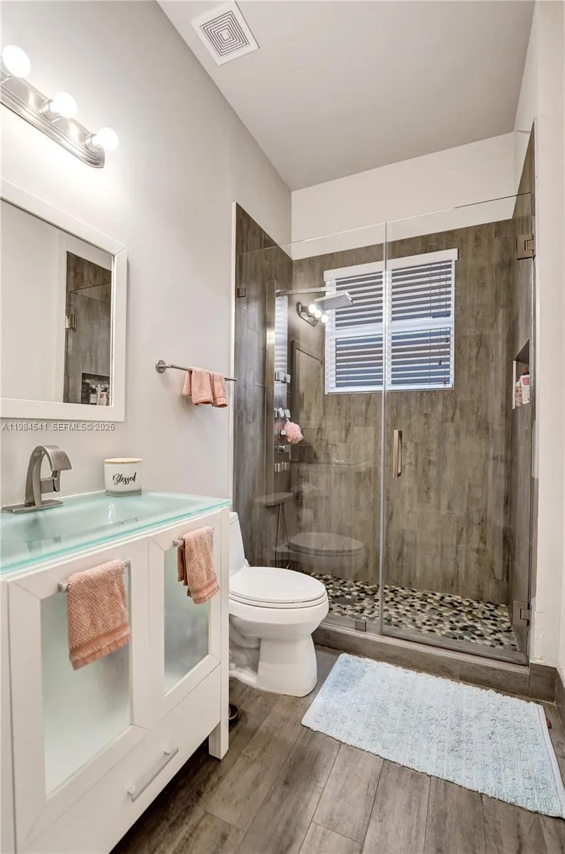 930 W Bluewood Ter, Weston, Florida 33327, Weston, Florida 33327, 3 Bedrooms Bedrooms, ,2 BathroomsBathrooms,Residential Lease,For Rent,930 W Bluewood Ter, Weston, Florida 33327,A11984541