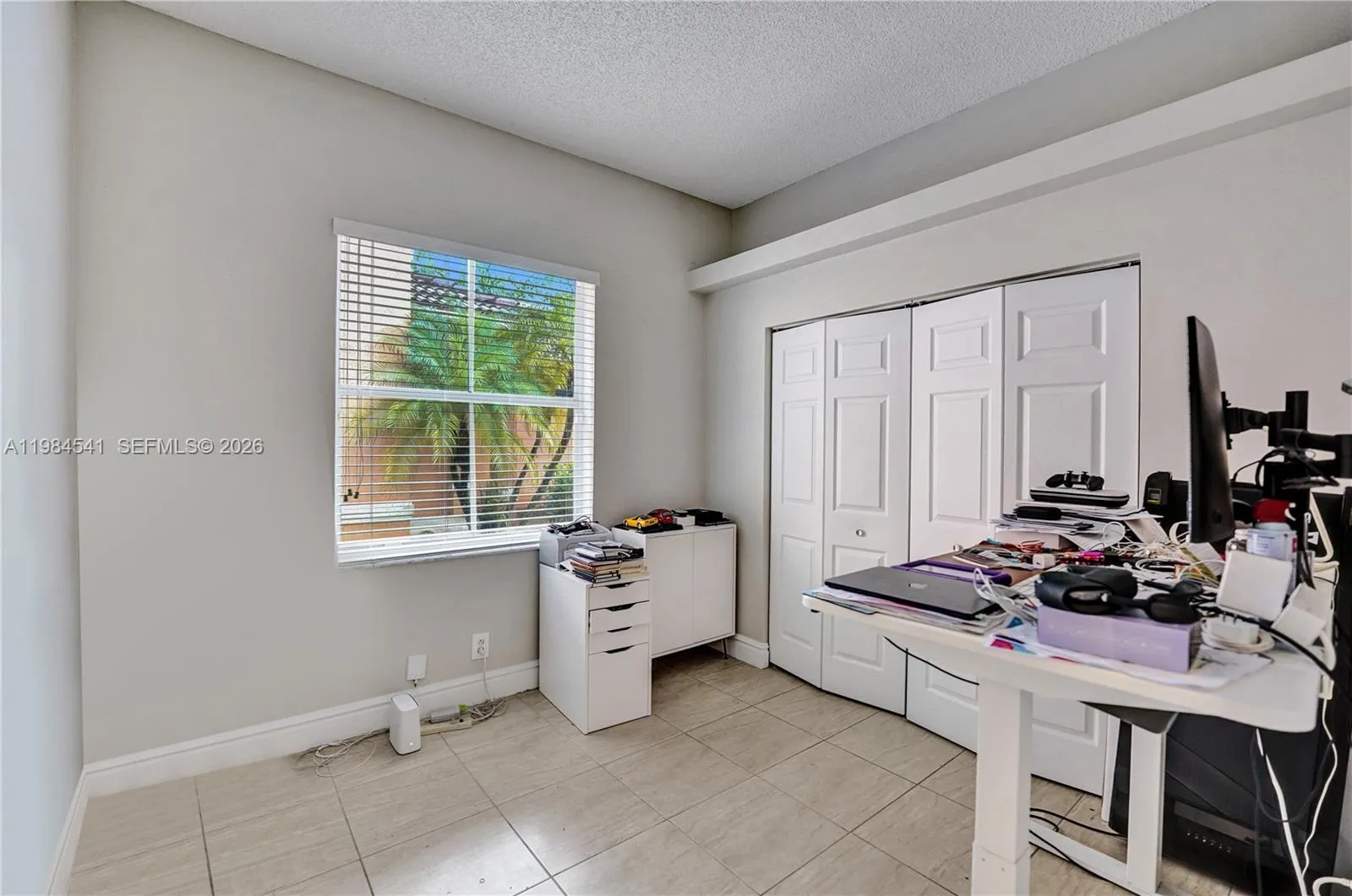 930 W Bluewood Ter, Weston, Florida 33327, Weston, Florida 33327, 3 Bedrooms Bedrooms, ,2 BathroomsBathrooms,Residential Lease,For Rent,930 W Bluewood Ter, Weston, Florida 33327,A11984541