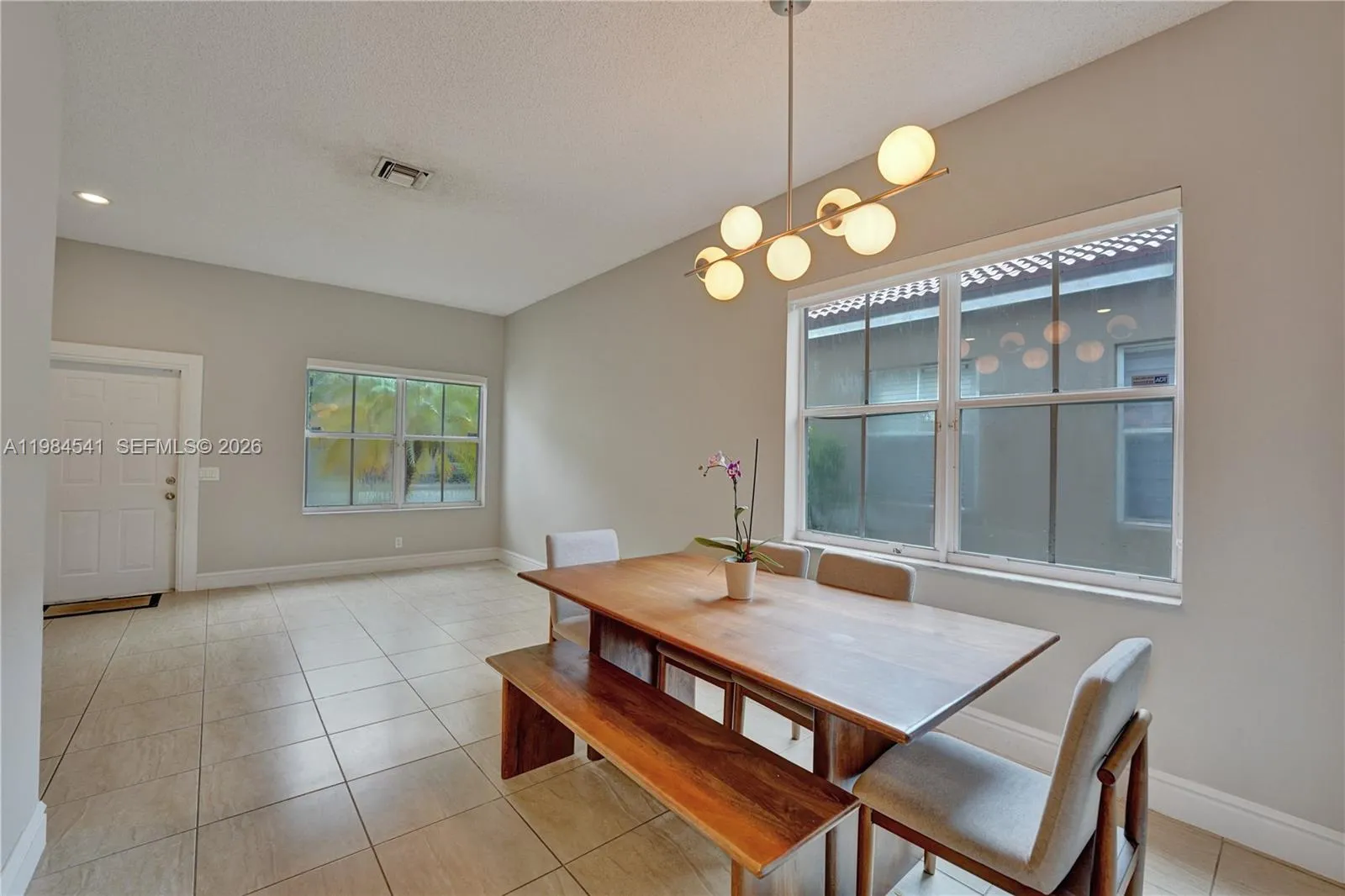 930 W Bluewood Ter, Weston, Florida 33327, Weston, Florida 33327, 3 Bedrooms Bedrooms, ,2 BathroomsBathrooms,Residential Lease,For Rent,930 W Bluewood Ter, Weston, Florida 33327,A11984541