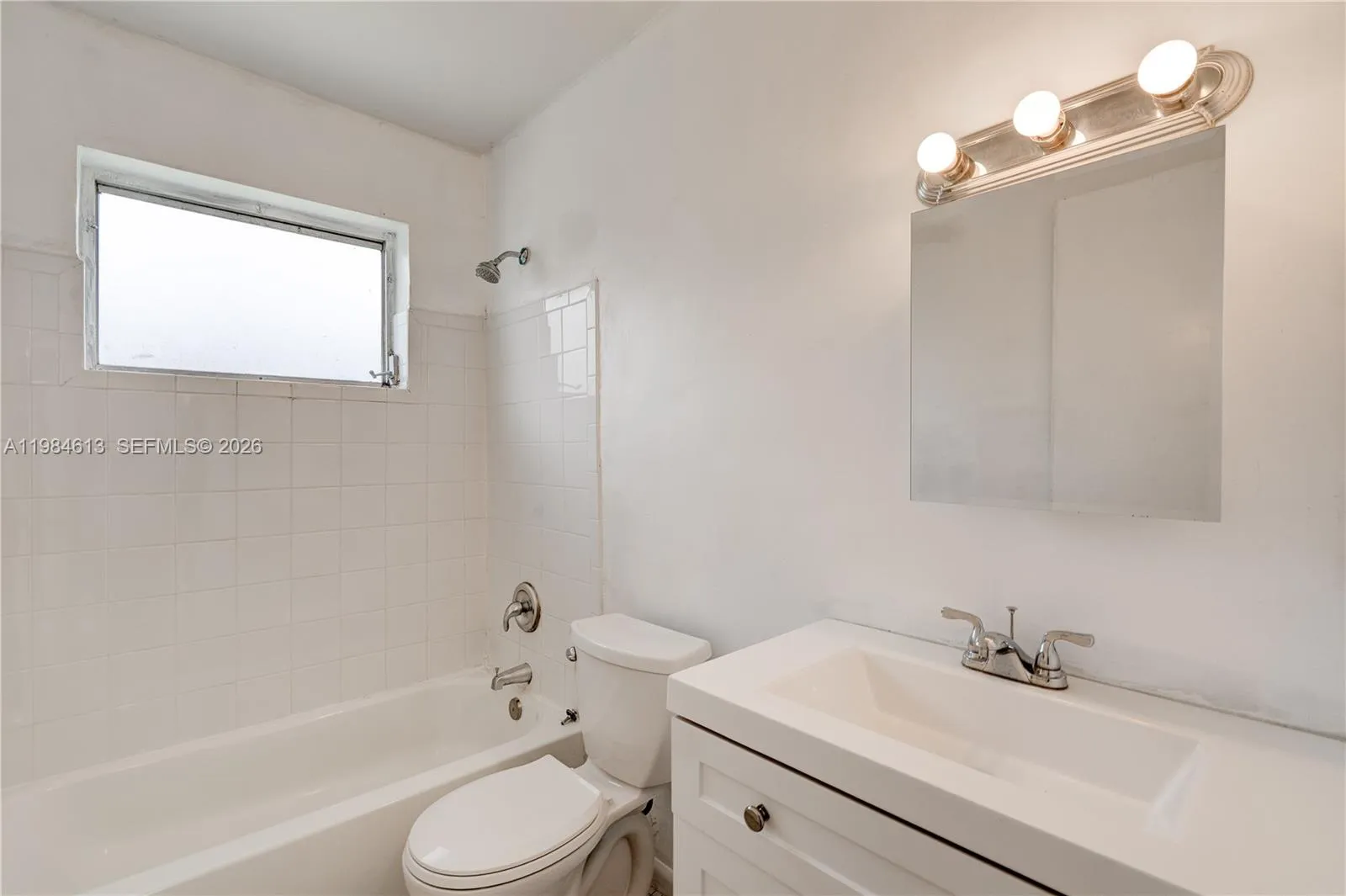 856 Sw 10th St #2, Hallandale Beach, Florida 33009, Hallandale Beach, Florida 33009, 1 Bedroom Bedrooms, ,1 BathroomBathrooms,Residential Lease,For Rent,856 Sw 10th St #2, Hallandale Beach, Florida 33009,A11984613