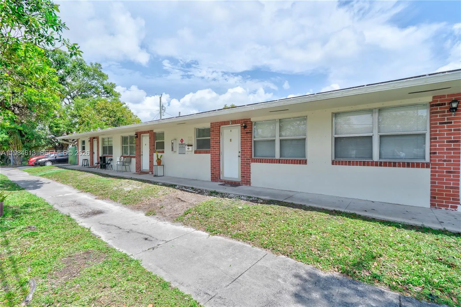 856 Sw 10th St #2, Hallandale Beach, Florida 33009, Hallandale Beach, Florida 33009, 1 Bedroom Bedrooms, ,1 BathroomBathrooms,Residential Lease,For Rent,856 Sw 10th St #2, Hallandale Beach, Florida 33009,A11984613