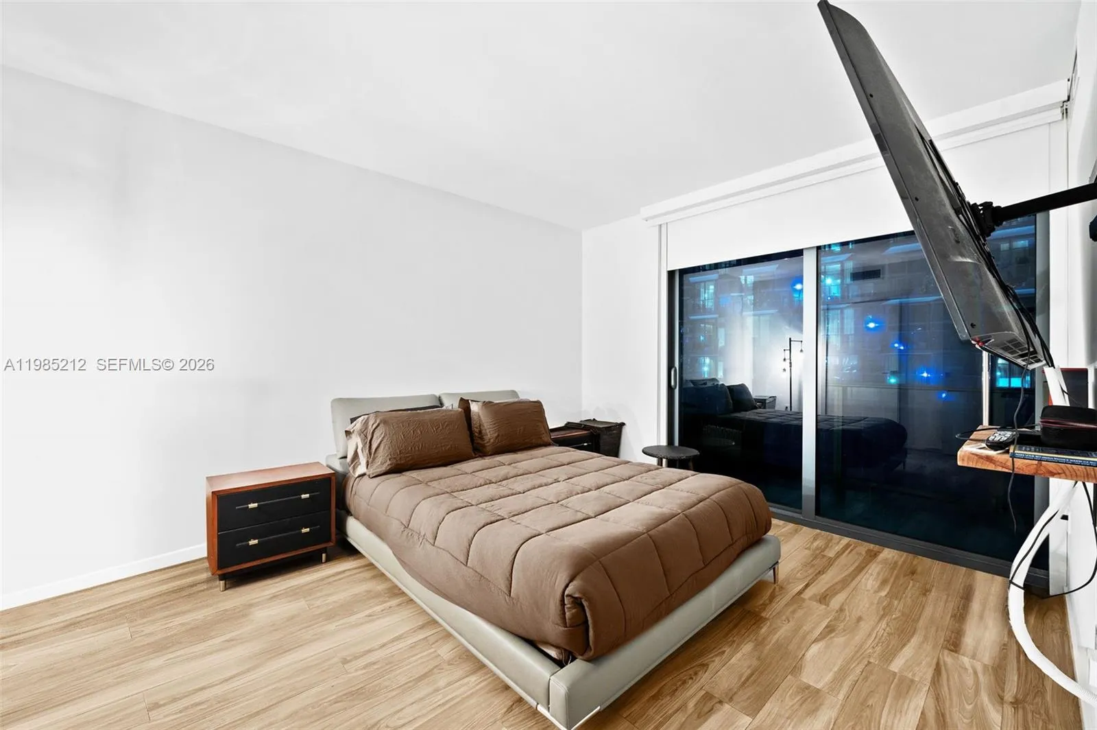 801 S Miami Ave 2705, Miami, Florida 33130, Miami, Florida 33130, 2 Bedrooms Bedrooms, ,2 BathroomsBathrooms,Residential Lease,For Rent,801 S Miami Ave 2705, Miami, Florida 33130,A11985212