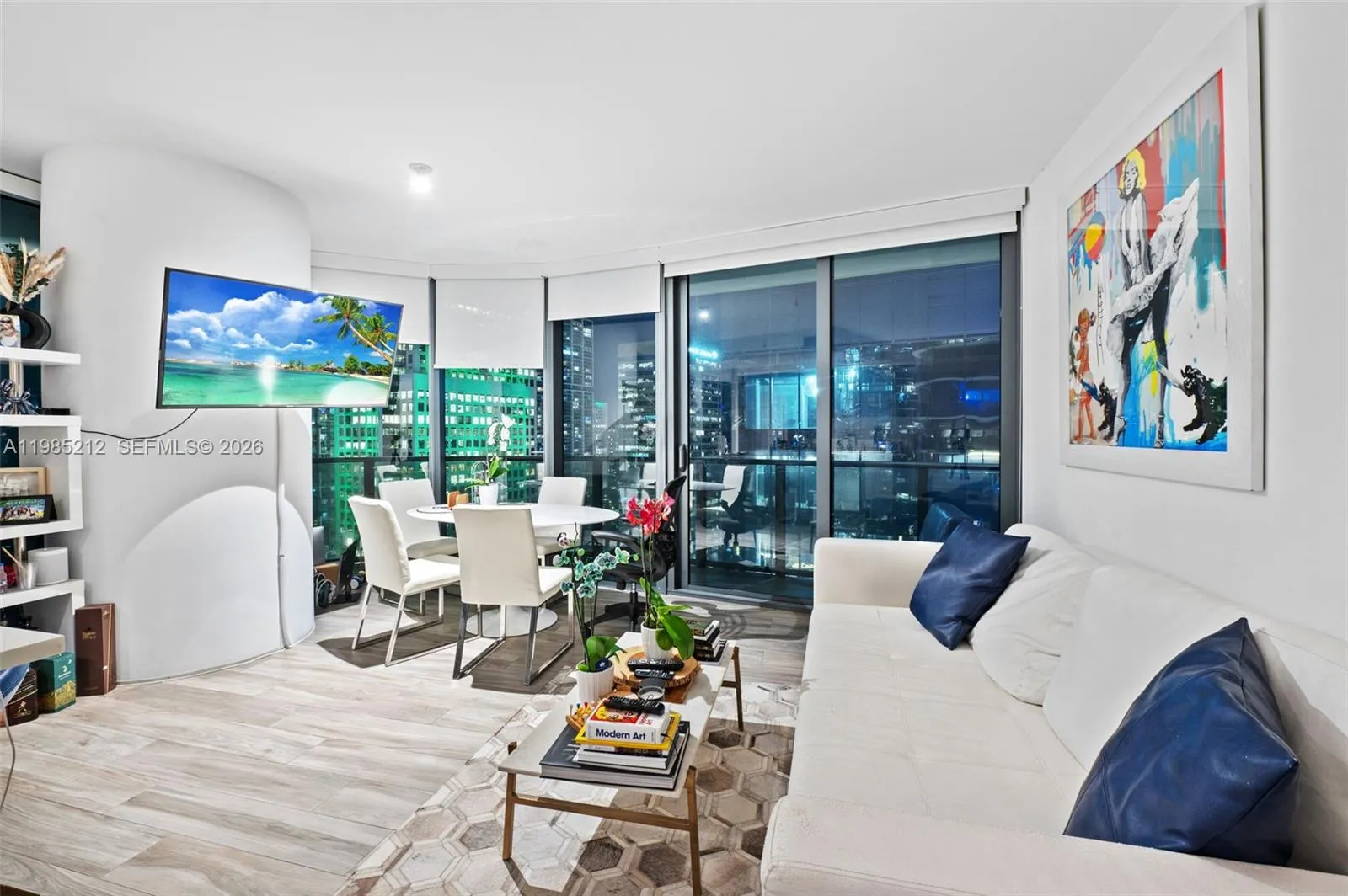 801 S Miami Ave 2705, Miami, Florida 33130, Miami, Florida 33130, 2 Bedrooms Bedrooms, ,2 BathroomsBathrooms,Residential Lease,For Rent,801 S Miami Ave 2705, Miami, Florida 33130,A11985212