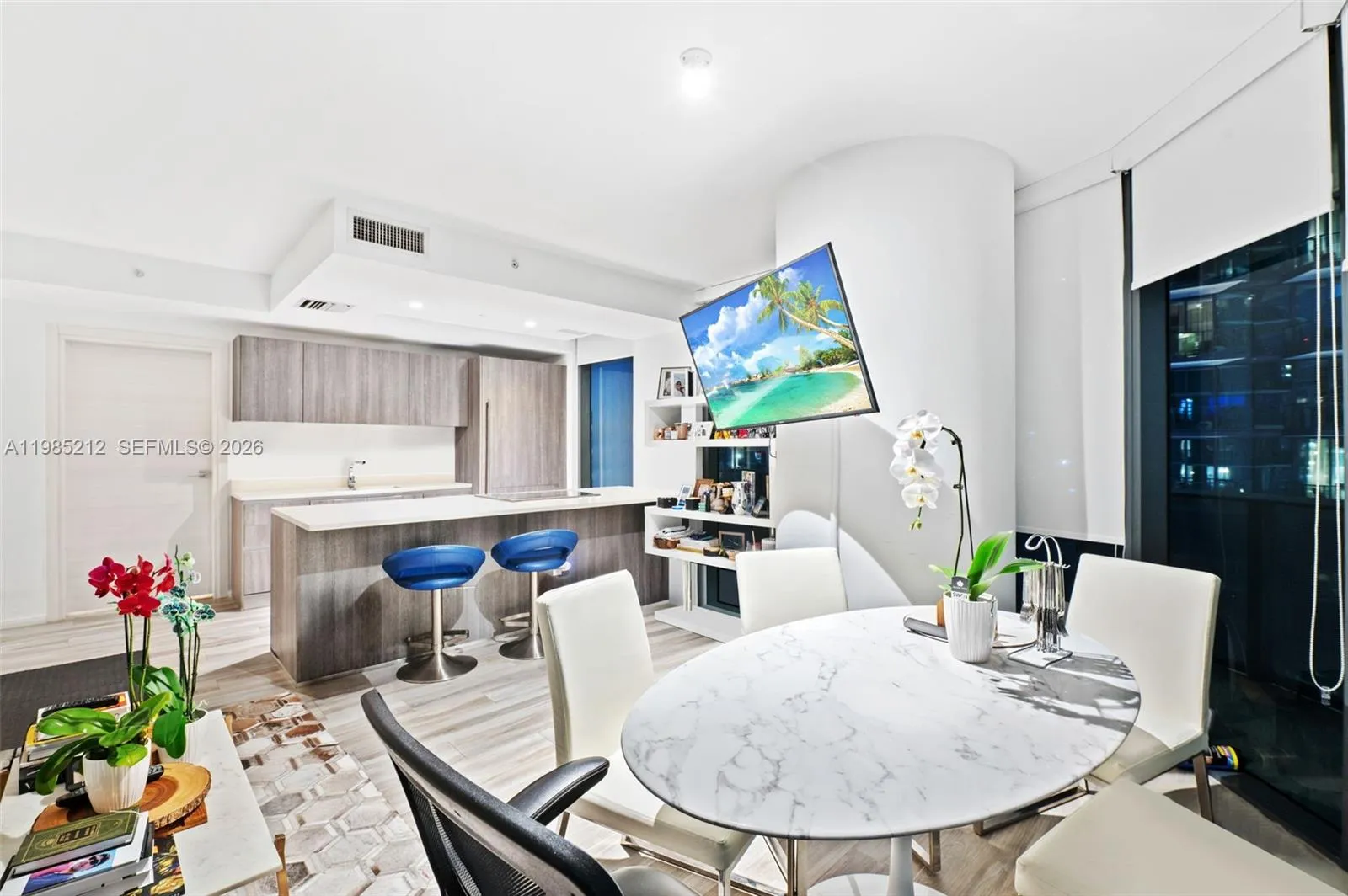 801 S Miami Ave 2705, Miami, Florida 33130, Miami, Florida 33130, 2 Bedrooms Bedrooms, ,2 BathroomsBathrooms,Residential Lease,For Rent,801 S Miami Ave 2705, Miami, Florida 33130,A11985212