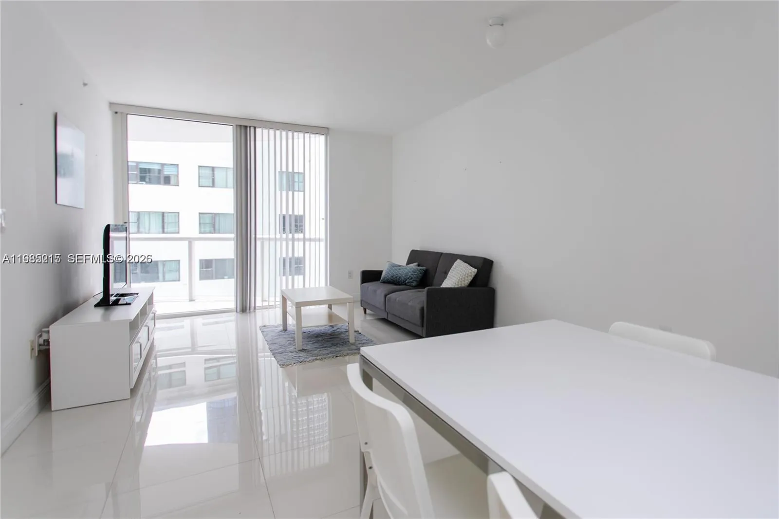 6365 Collins Ave 806, Miami Beach, Florida 33141, Miami Beach, Florida 33141, 1 Bedroom Bedrooms, ,1 BathroomBathrooms,Residential Lease,For Rent,6365 Collins Ave 806, Miami Beach, Florida 33141,A11985215
