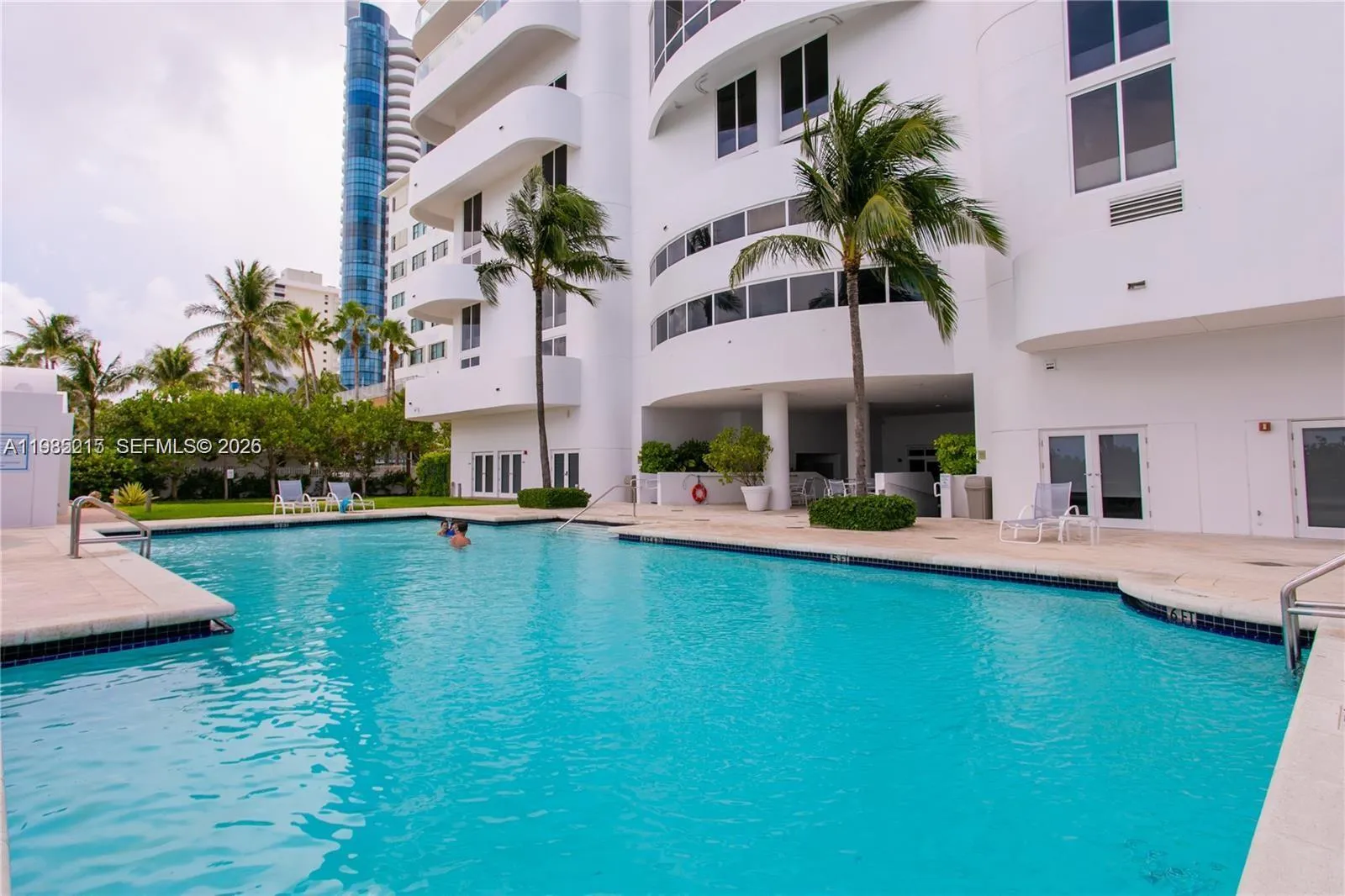 6365 Collins Ave 806, Miami Beach, Florida 33141, Miami Beach, Florida 33141, 1 Bedroom Bedrooms, ,1 BathroomBathrooms,Residential Lease,For Rent,6365 Collins Ave 806, Miami Beach, Florida 33141,A11985215