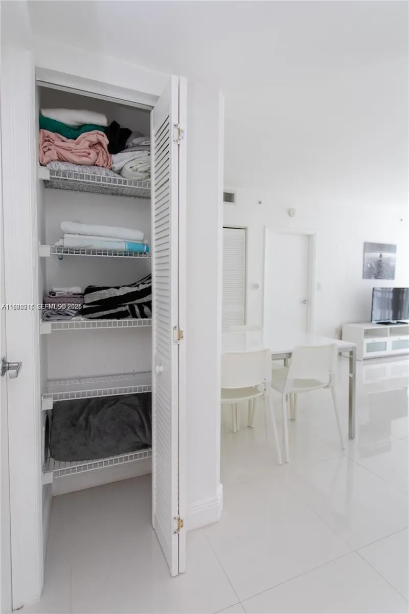 6365 Collins Ave 806, Miami Beach, Florida 33141, Miami Beach, Florida 33141, 1 Bedroom Bedrooms, ,1 BathroomBathrooms,Residential Lease,For Rent,6365 Collins Ave 806, Miami Beach, Florida 33141,A11985215