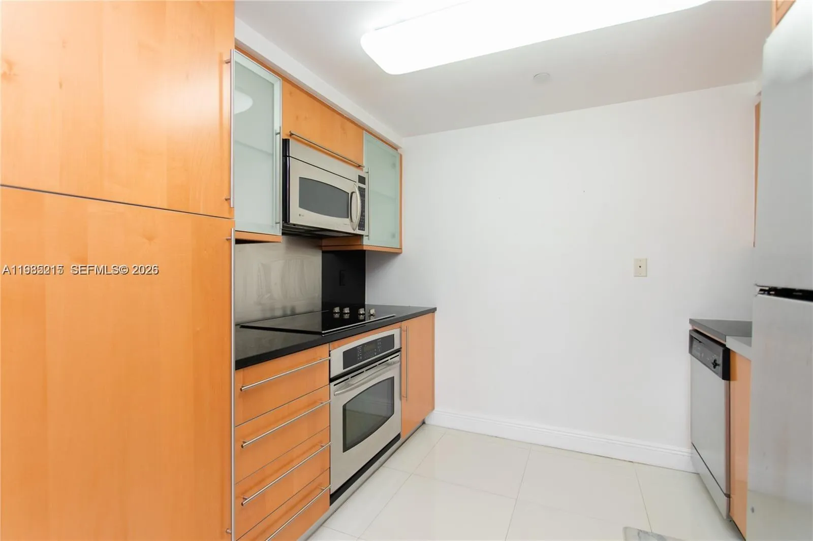 6365 Collins Ave 806, Miami Beach, Florida 33141, Miami Beach, Florida 33141, 1 Bedroom Bedrooms, ,1 BathroomBathrooms,Residential Lease,For Rent,6365 Collins Ave 806, Miami Beach, Florida 33141,A11985215