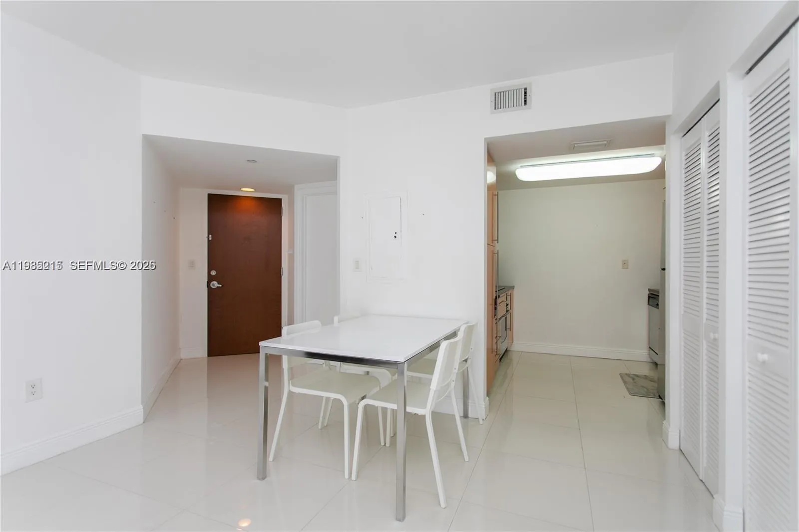 6365 Collins Ave 806, Miami Beach, Florida 33141, Miami Beach, Florida 33141, 1 Bedroom Bedrooms, ,1 BathroomBathrooms,Residential Lease,For Rent,6365 Collins Ave 806, Miami Beach, Florida 33141,A11985215