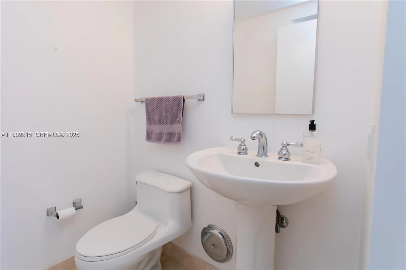 6365 Collins Ave 806, Miami Beach, Florida 33141, Miami Beach, Florida 33141, 1 Bedroom Bedrooms, ,1 BathroomBathrooms,Residential Lease,For Rent,6365 Collins Ave 806, Miami Beach, Florida 33141,A11985215