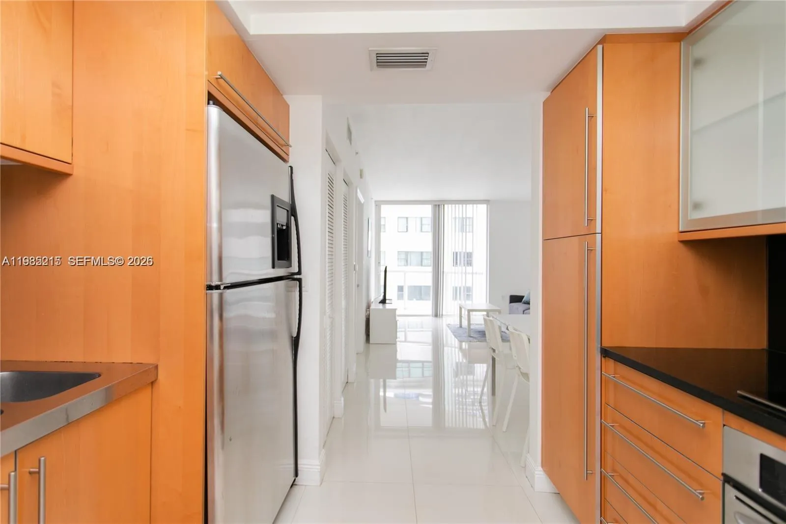 6365 Collins Ave 806, Miami Beach, Florida 33141, Miami Beach, Florida 33141, 1 Bedroom Bedrooms, ,1 BathroomBathrooms,Residential Lease,For Rent,6365 Collins Ave 806, Miami Beach, Florida 33141,A11985215