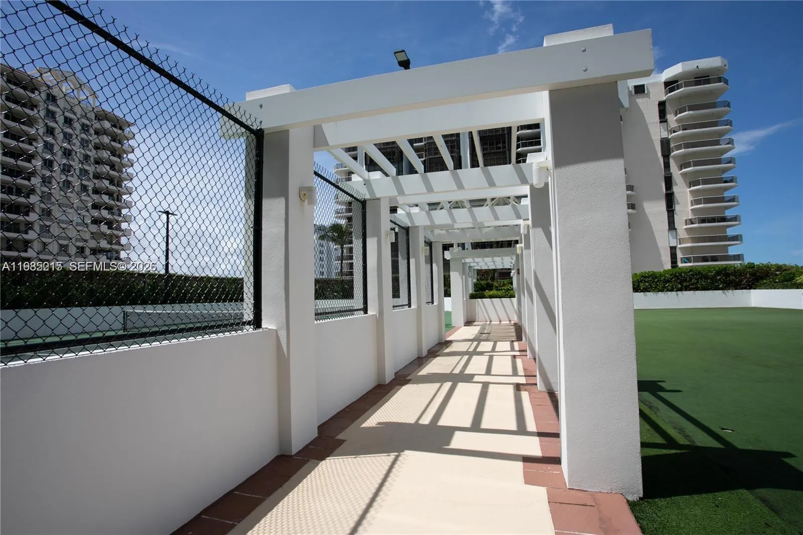6365 Collins Ave 806, Miami Beach, Florida 33141, Miami Beach, Florida 33141, 1 Bedroom Bedrooms, ,1 BathroomBathrooms,Residential Lease,For Rent,6365 Collins Ave 806, Miami Beach, Florida 33141,A11985215