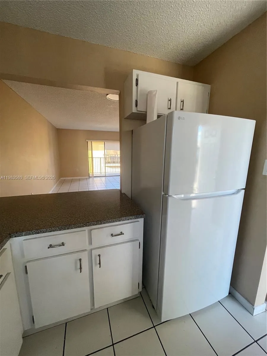 6121 W 24th Ave 206, Hialeah, Florida 33016, Hialeah, Florida 33016, 2 Bedrooms Bedrooms, ,1 BathroomBathrooms,Residential Lease,For Rent,6121 W 24th Ave 206, Hialeah, Florida 33016,A11983580