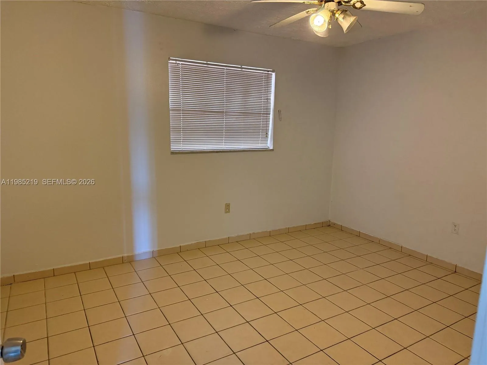 6055 W 19th Ave 311, Hialeah, Florida 33012, Hialeah, Florida 33012, 2 Bedrooms Bedrooms, ,2 BathroomsBathrooms,Residential Lease,For Rent,6055 W 19th Ave 311, Hialeah, Florida 33012,A11985219