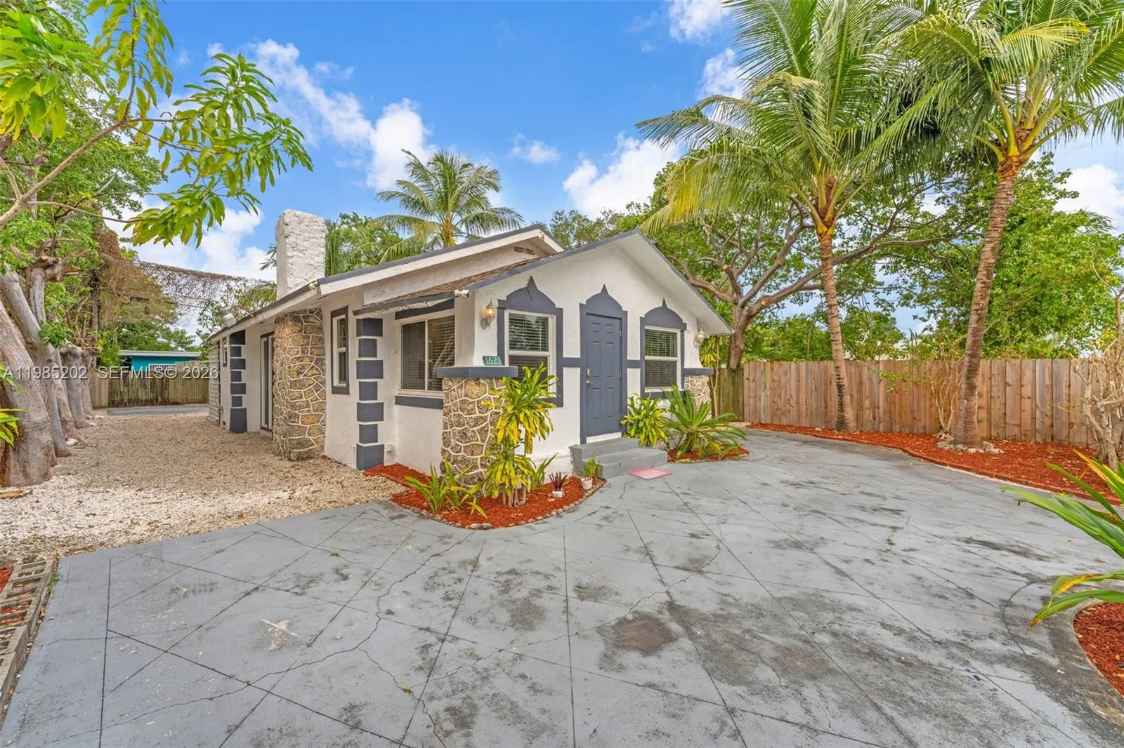 1621 Nw 55th St, Miami, Florida 33142, Miami, Florida 33142, 2 Bedrooms Bedrooms, ,2 BathroomsBathrooms,Residential Lease,For Rent,1621 Nw 55th St, Miami, Florida 33142,A11985202