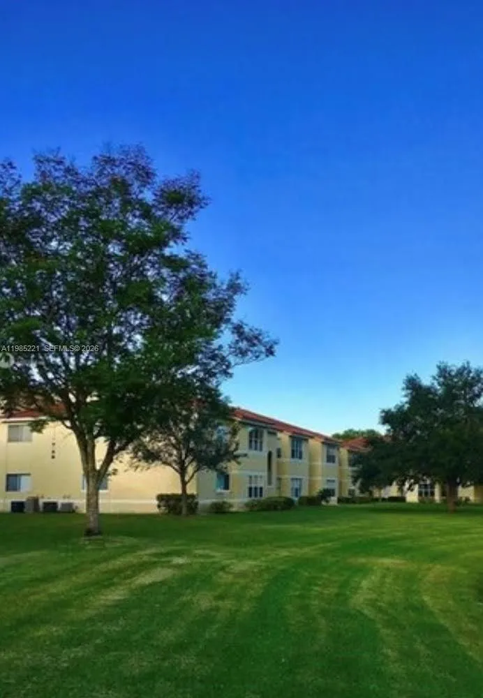 417 Vista Isles Dr 2314, Sunrise, Florida 33325, Sunrise, Florida 33325, 1 Bedroom Bedrooms, ,1 BathroomBathrooms,Residential Lease,For Rent,417 Vista Isles Dr 2314, Sunrise, Florida 33325,A11985221