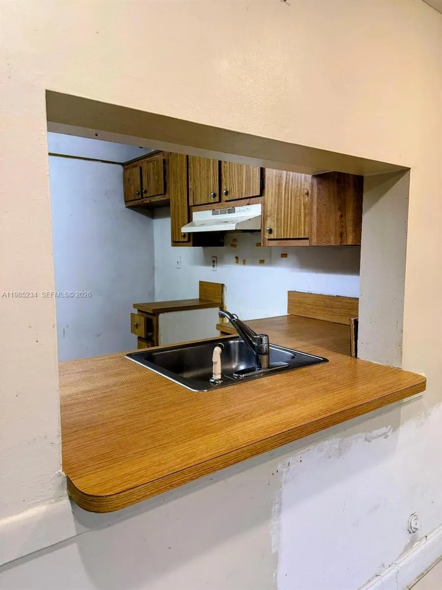 3720 N Pine Island Rd 136, Sunrise, Florida 33351, Sunrise, Florida 33351, 2 Bedrooms Bedrooms, 1 Room Rooms,1 BathroomBathrooms,Residential,For Sale,3720 N Pine Island Rd 136, Sunrise, Florida 33351,A11985234