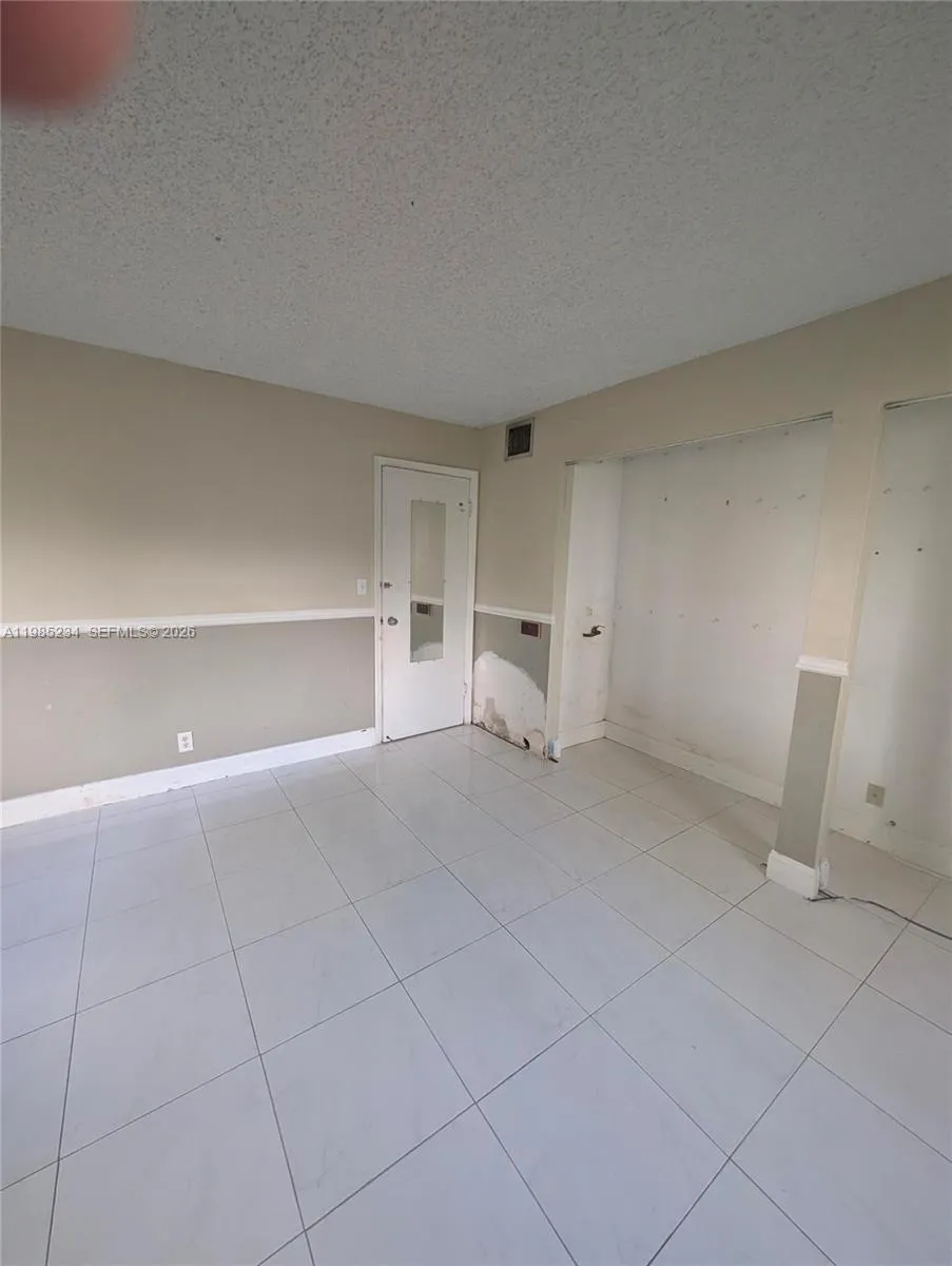 3720 N Pine Island Rd 136, Sunrise, Florida 33351, Sunrise, Florida 33351, 2 Bedrooms Bedrooms, 1 Room Rooms,1 BathroomBathrooms,Residential,For Sale,3720 N Pine Island Rd 136, Sunrise, Florida 33351,A11985234