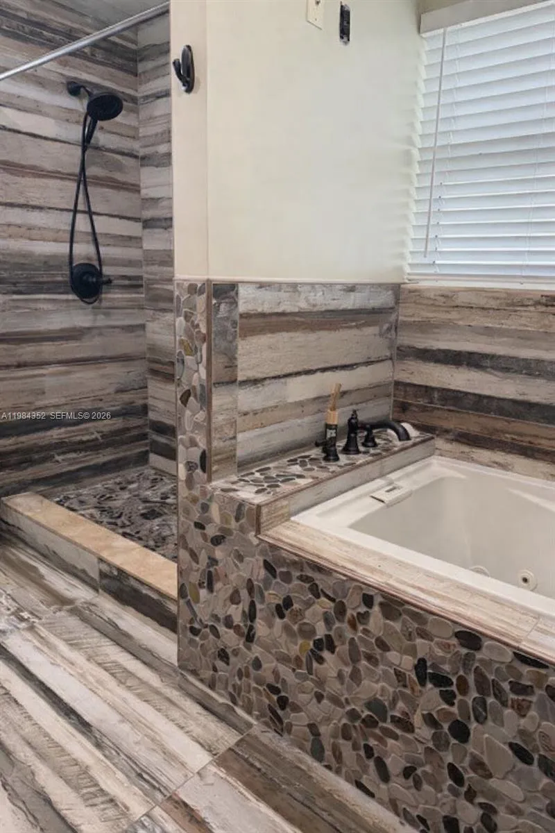 6527 Nw 2nd St, Margate, Florida 33063, Margate, Florida 33063, 4 Bedrooms Bedrooms, ,2 BathroomsBathrooms,Residential Lease,For Rent,6527 Nw 2nd St, Margate, Florida 33063,A11984352